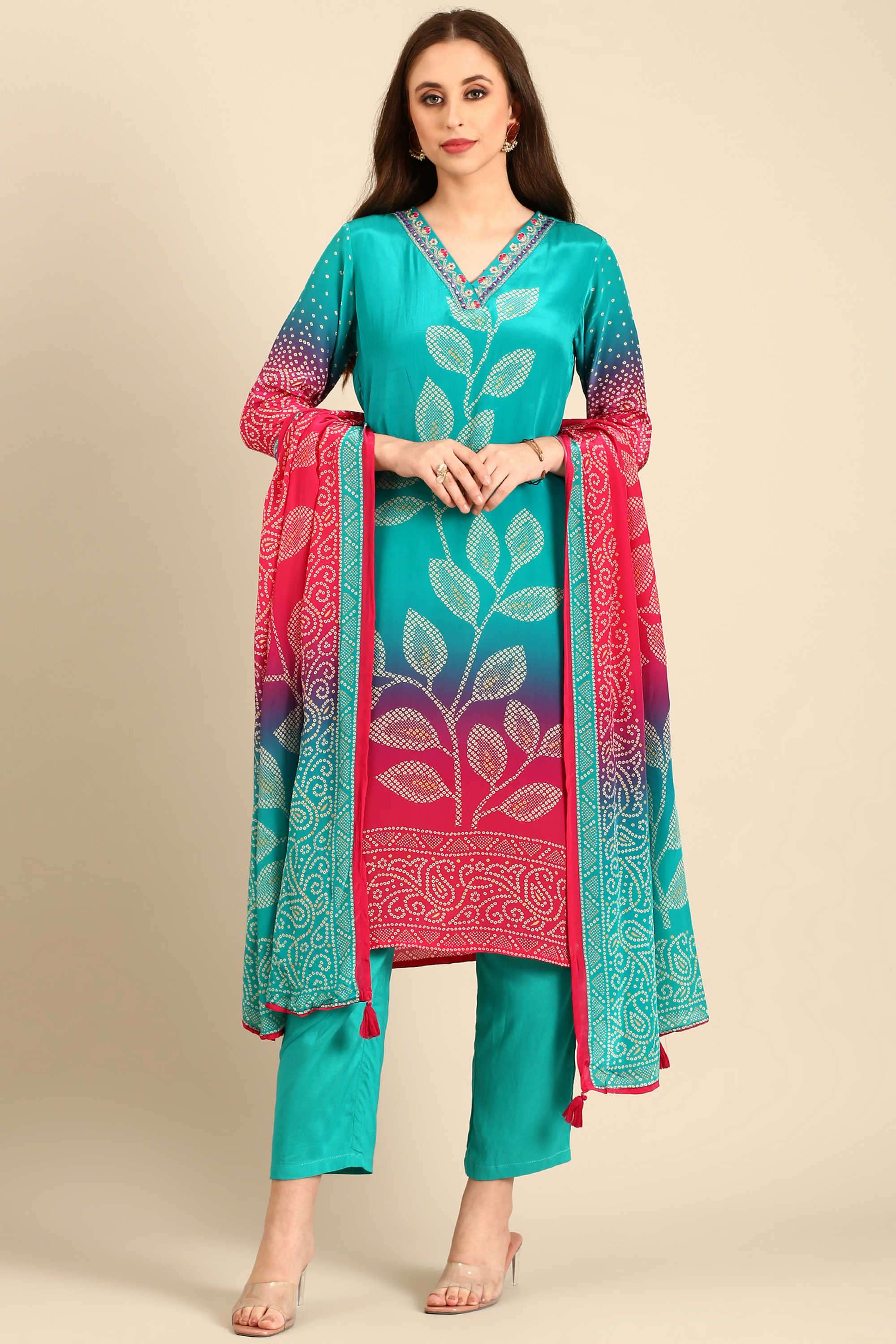 Printed-Crepe-V-Neck-Women-s-Festive-Wear-Kurta-Set