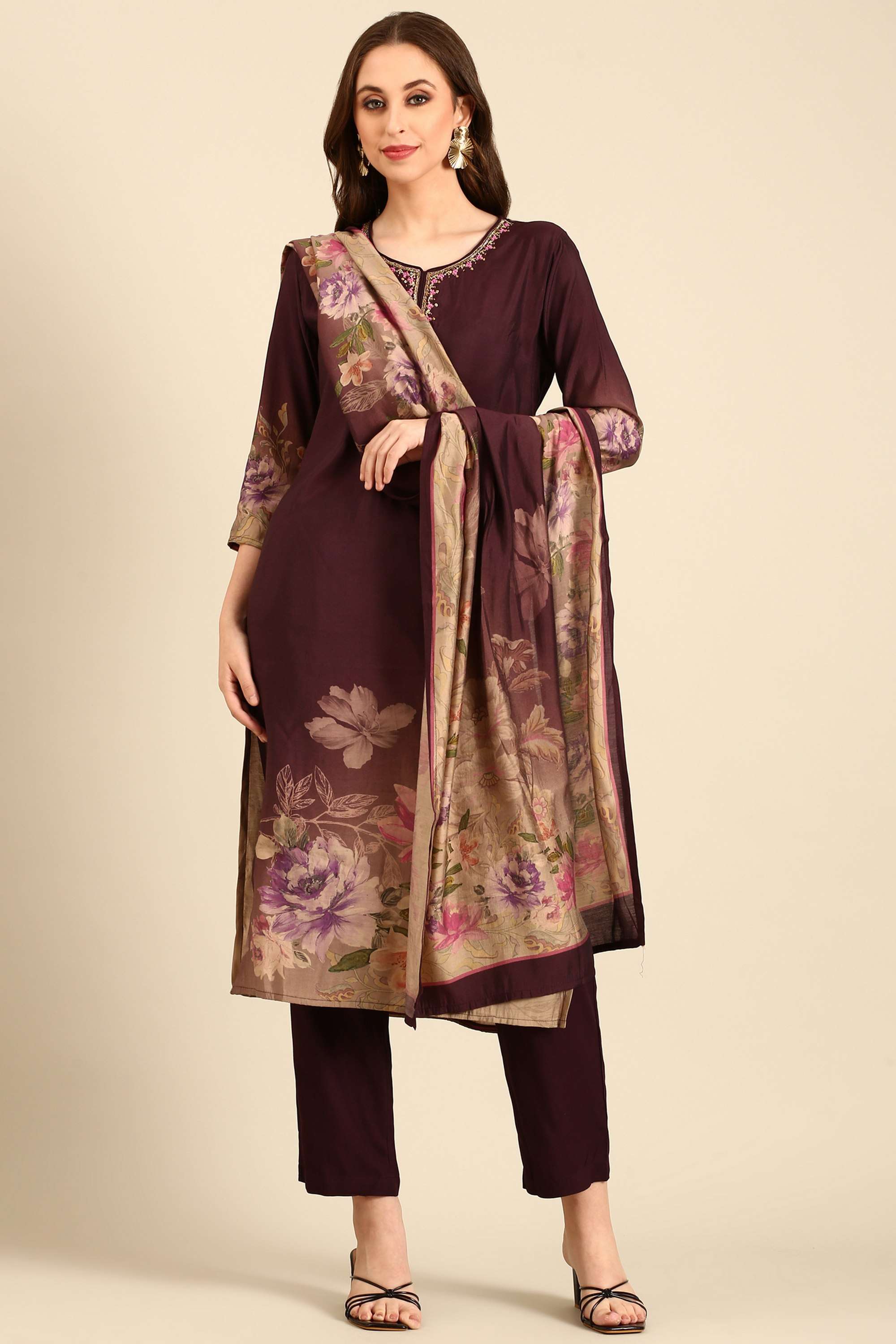 Embroidered-Polyester-V-Neck-Women-s-Casual-Wear-Kurta-Set
