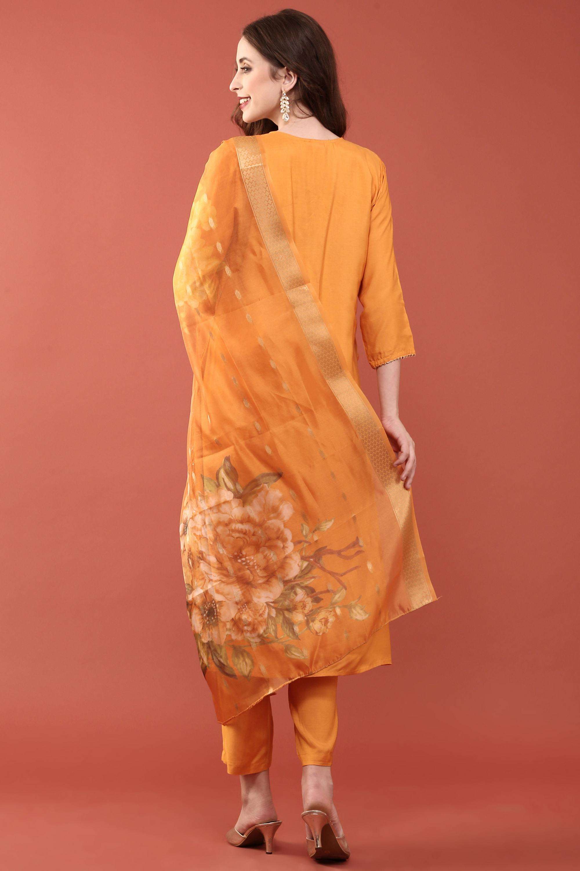 Embellished-Muslin-V-Neck-Women-s-Ethnic-Kurta-Set
