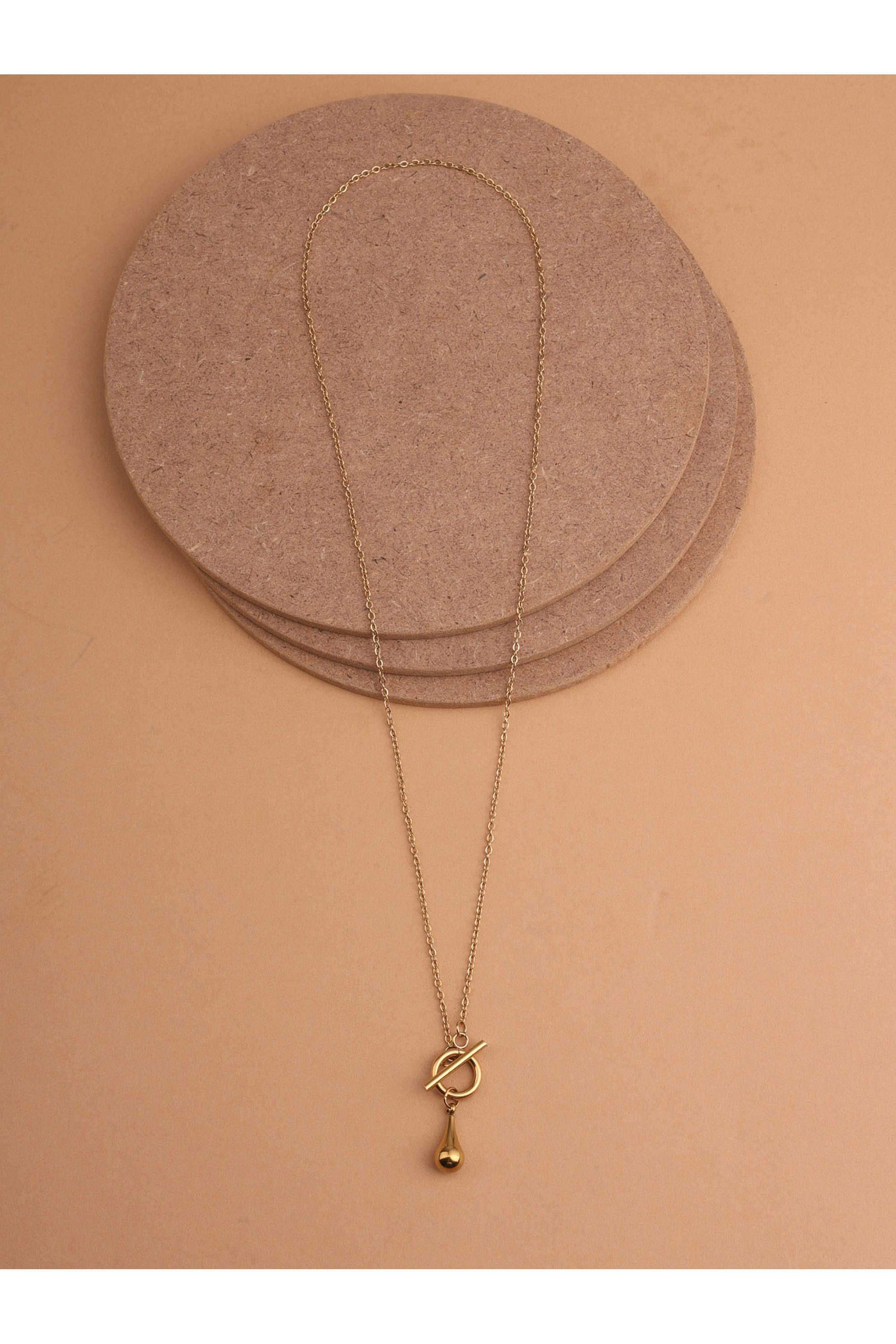 Gold-Toggle-Chain-Necklace-with-Teardrop-Charm-for-Women---Waterproof-&-Anti-Tarnish