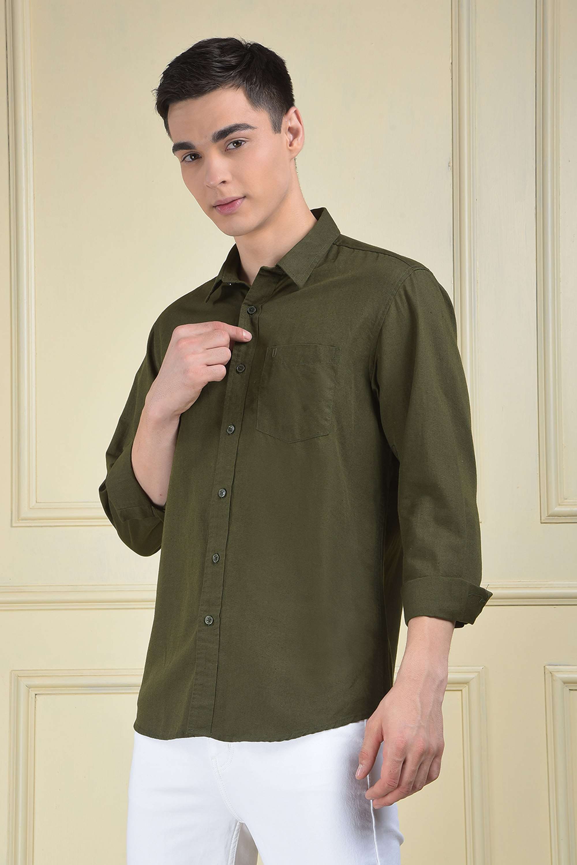 Buy Numero Uno green Solid Blended Fabric Regular Fit Men's Casual
