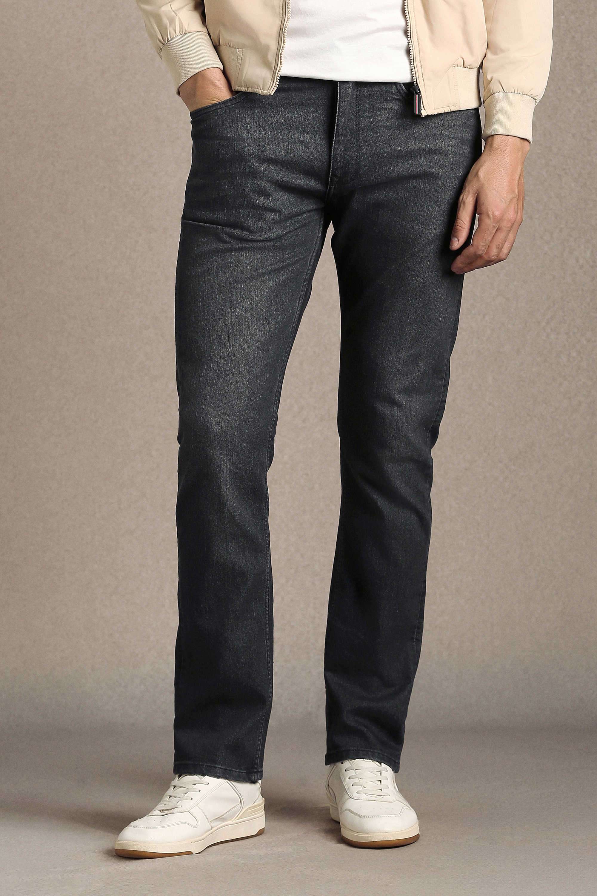 Blended-Fabric-Regular-Fit-Men-Jeans