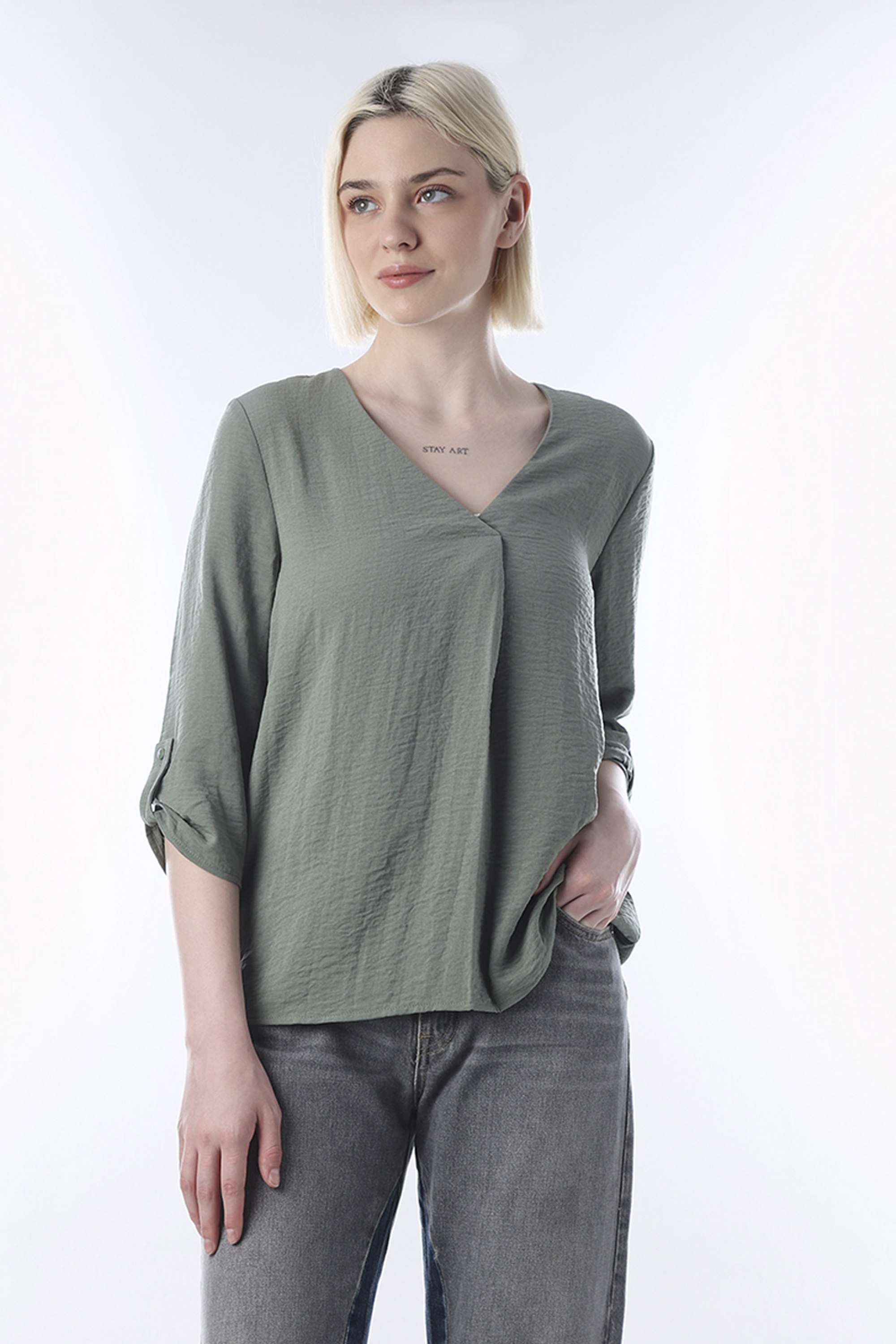 Solid-Polyester-V-Neck-Women-s-Top