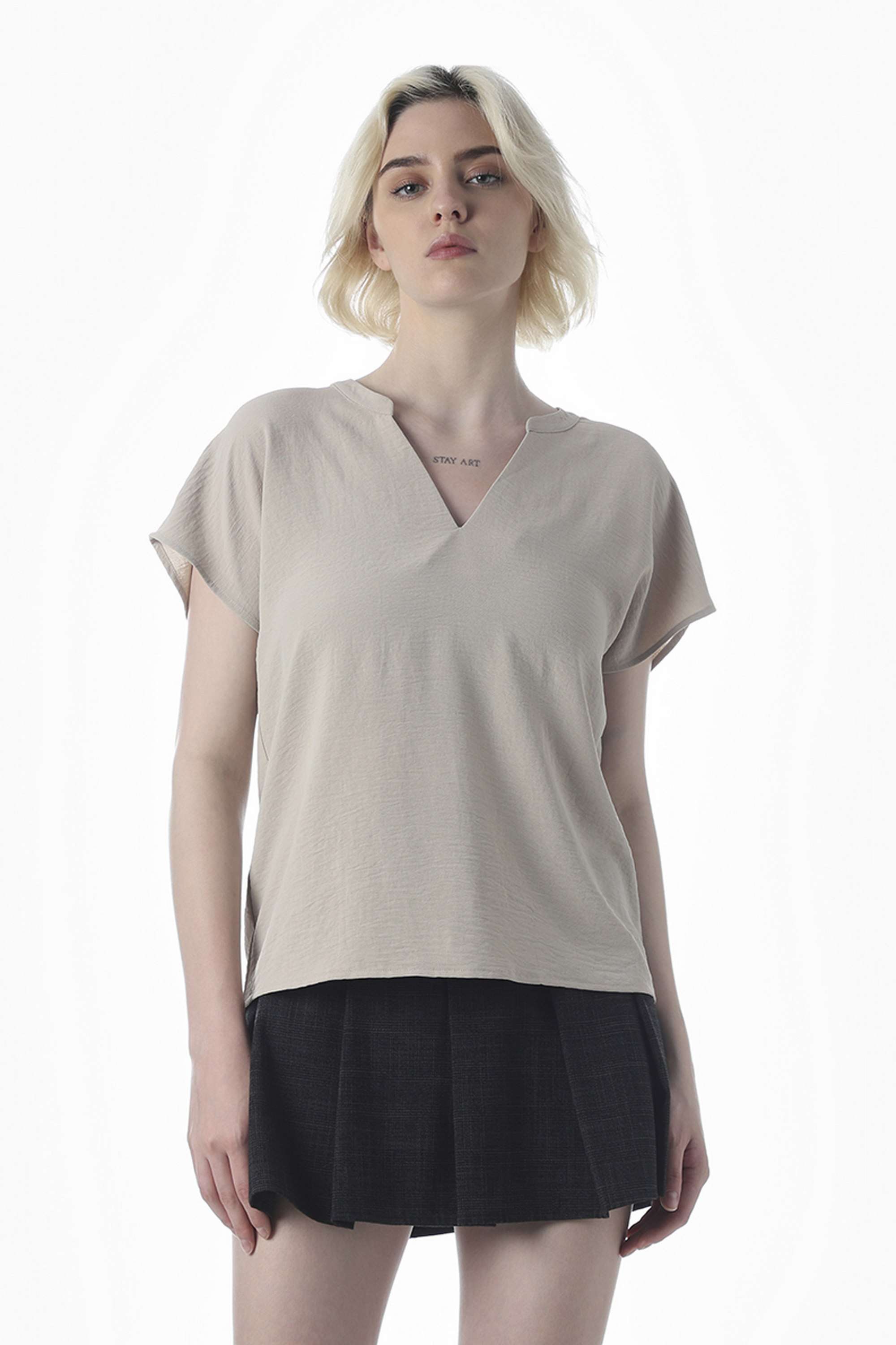 Solid-Collared-Polyester-Women-Casual-Wear-Top