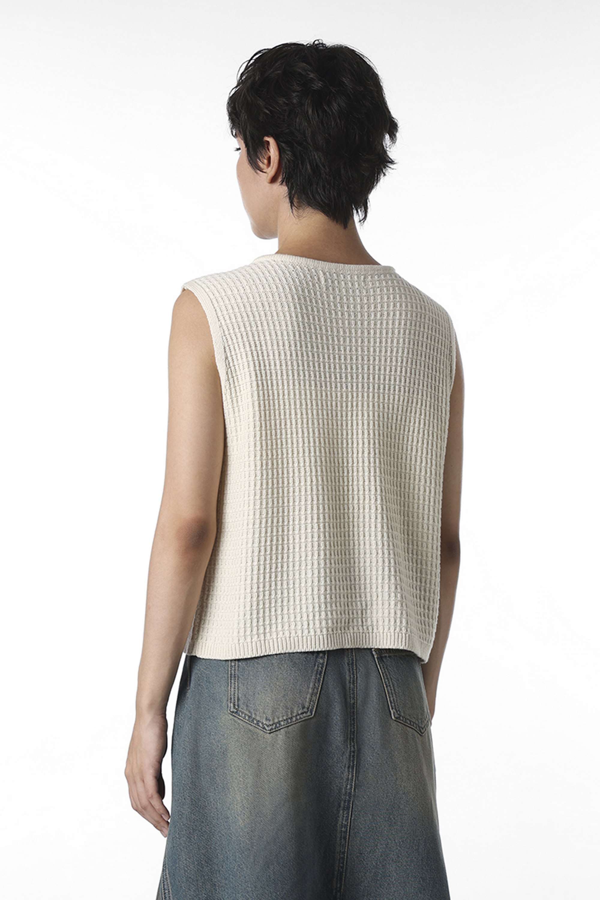 Textured-Round-Neck-Cotton-Women-Casual-Wear-Sweater