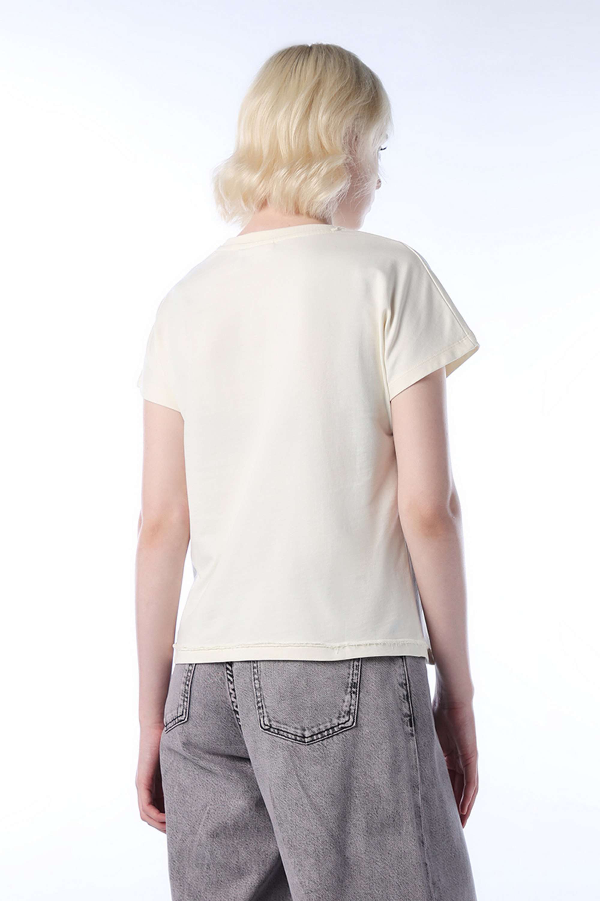 Graphic-Print-Round-Neck-Cotton-Women-Casual-Wear-T-Shirt