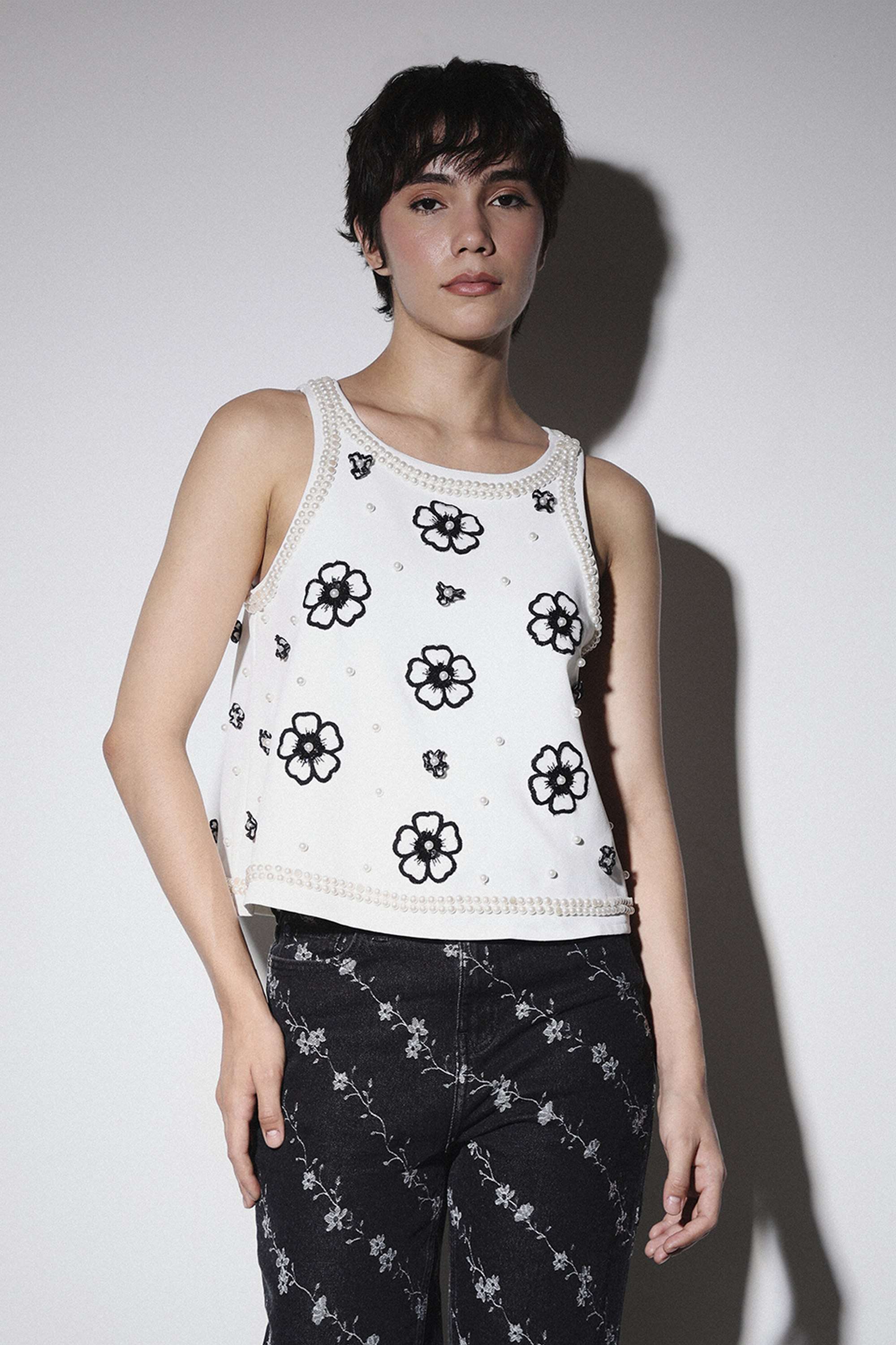 Embellished-Round-Neck-Polyester-Women-Party-Wear-Tank-Top