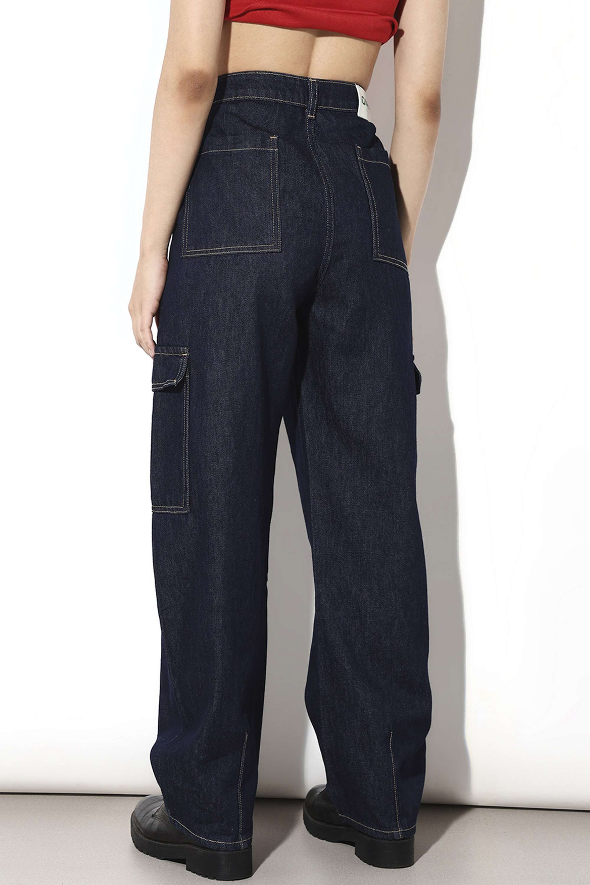 Solid-Relaxed-Fit-Cotton-Women-Casual-Wear-Light-Wash-Jeans