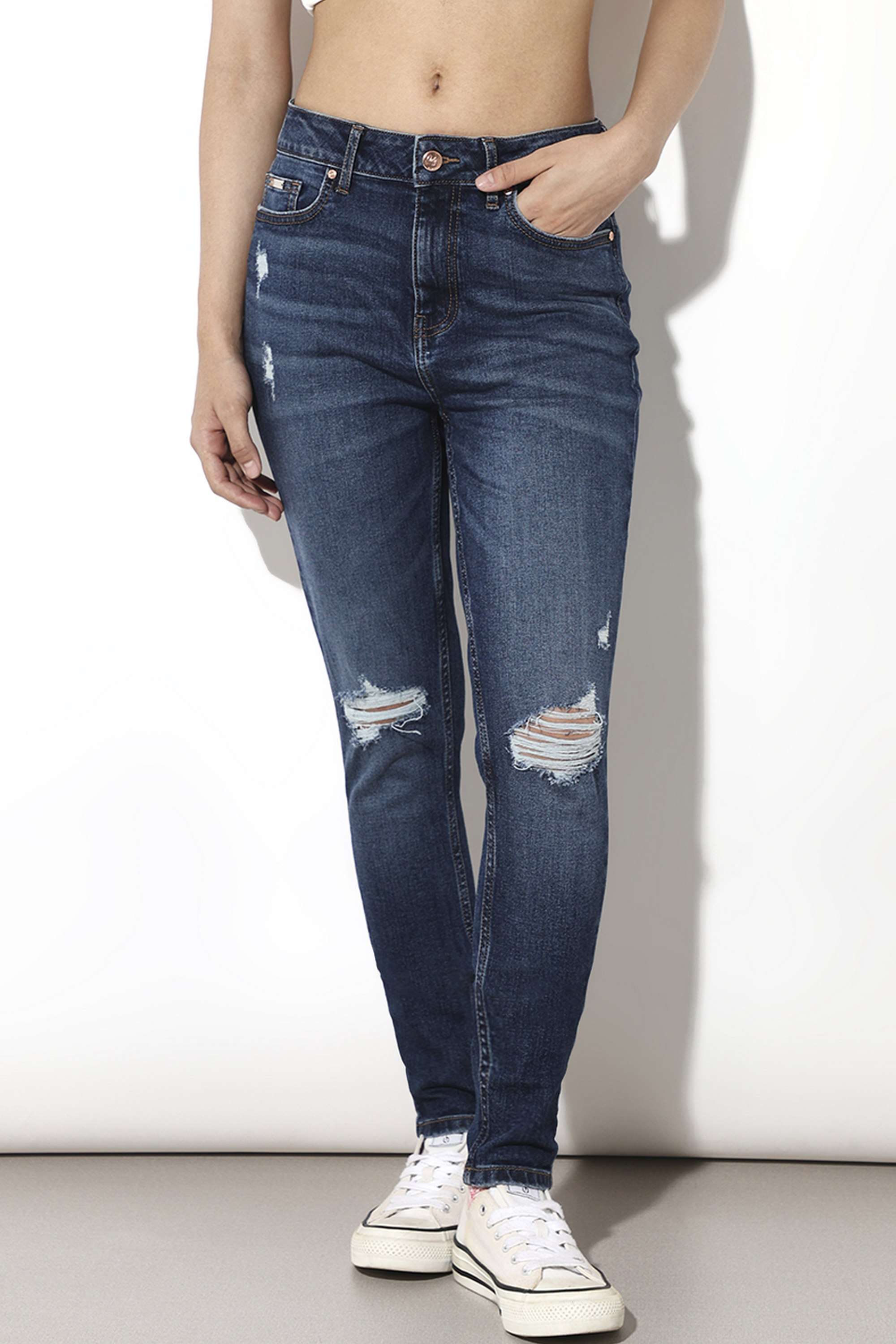 Solid-Skinny-Fit-Cotton-Women-Casual-Wear-Light-Wash-Jeans