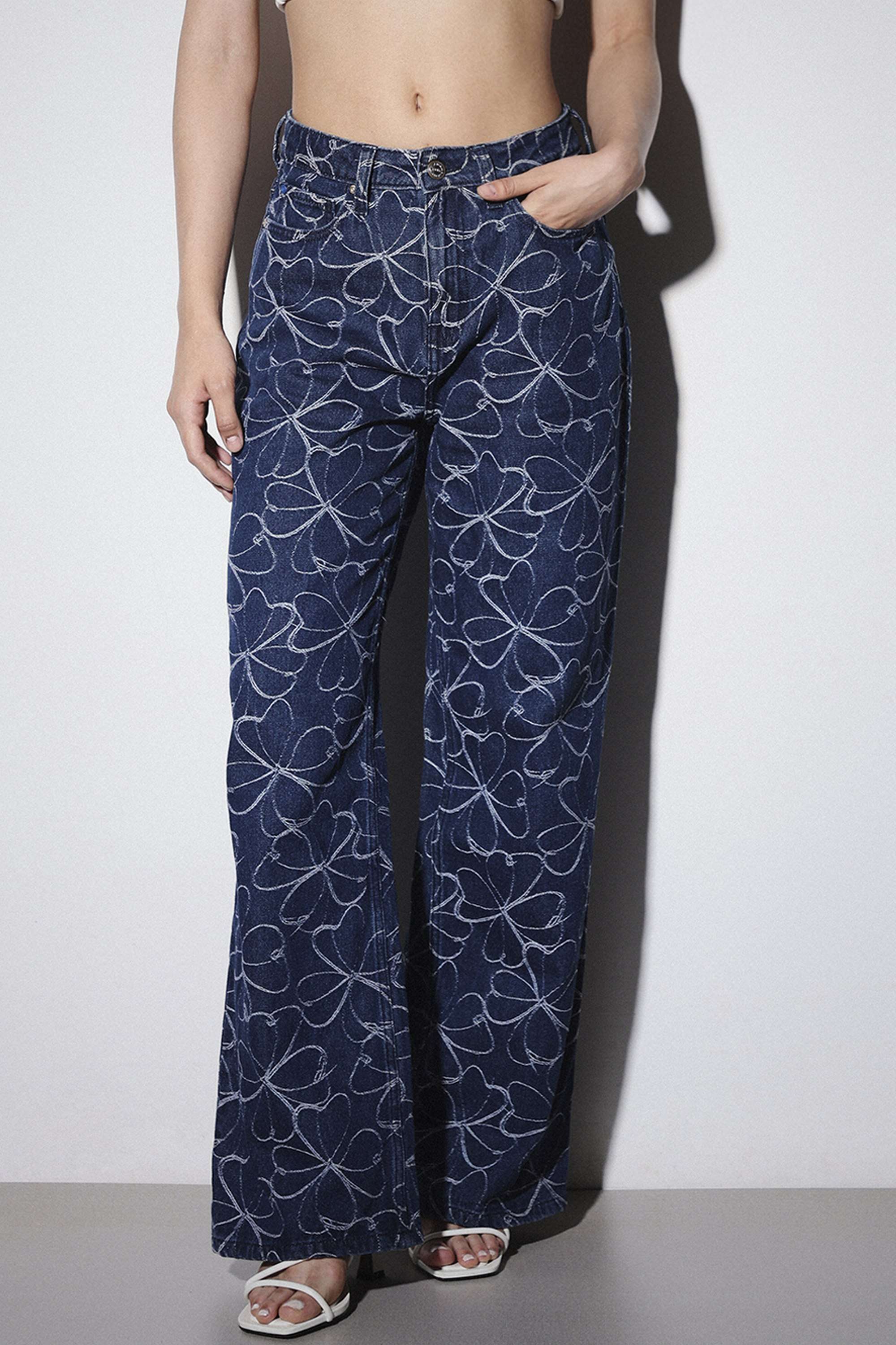 Embroidered-Wide-Leg-Fit-Cotton-Women-Casual-Wear-Light-Wash-Jeans