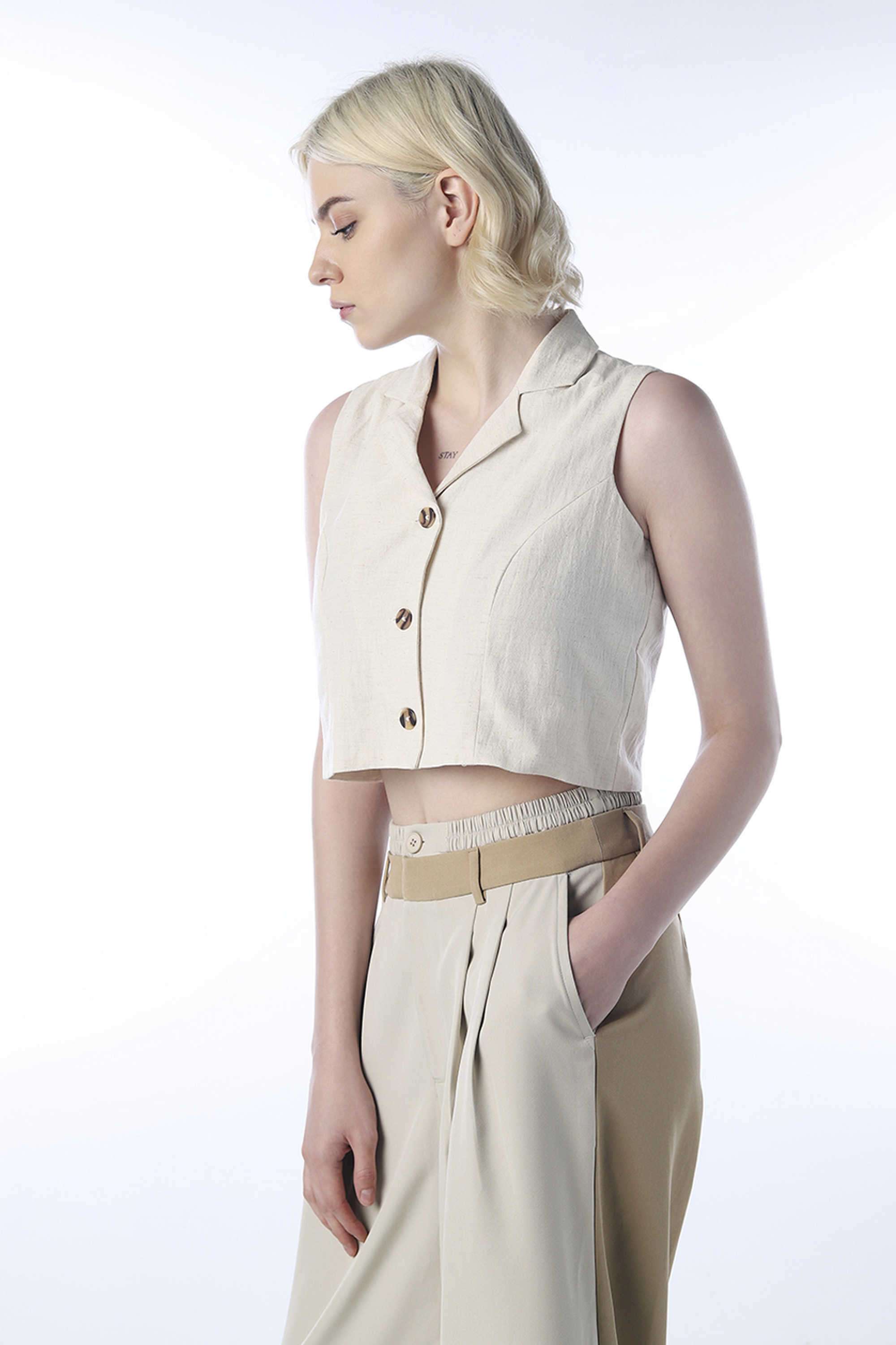 Solid-Cotton-Collared-Women-s-Shirt