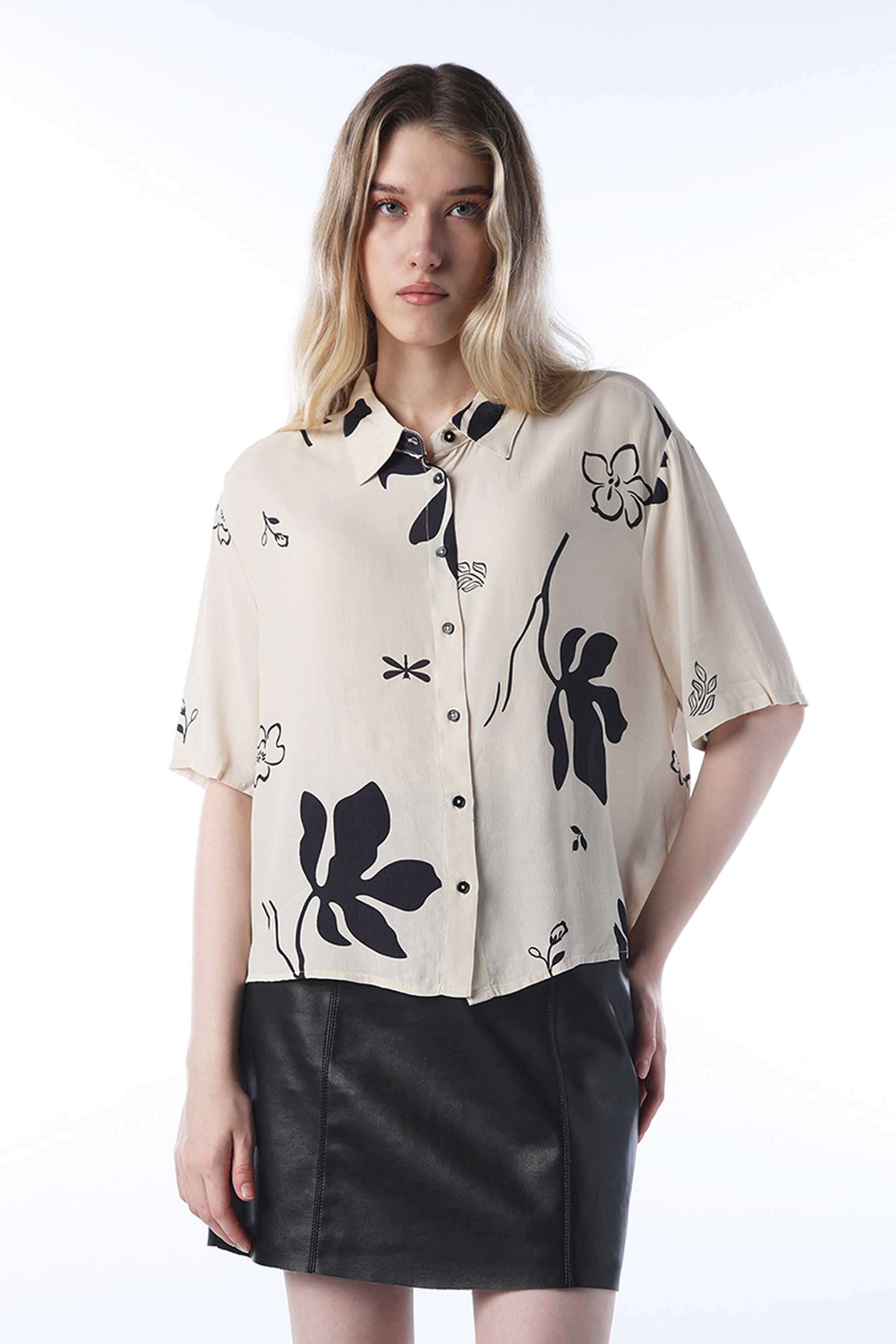 Abstract-Viscose-Collared-Women-s-Shirt