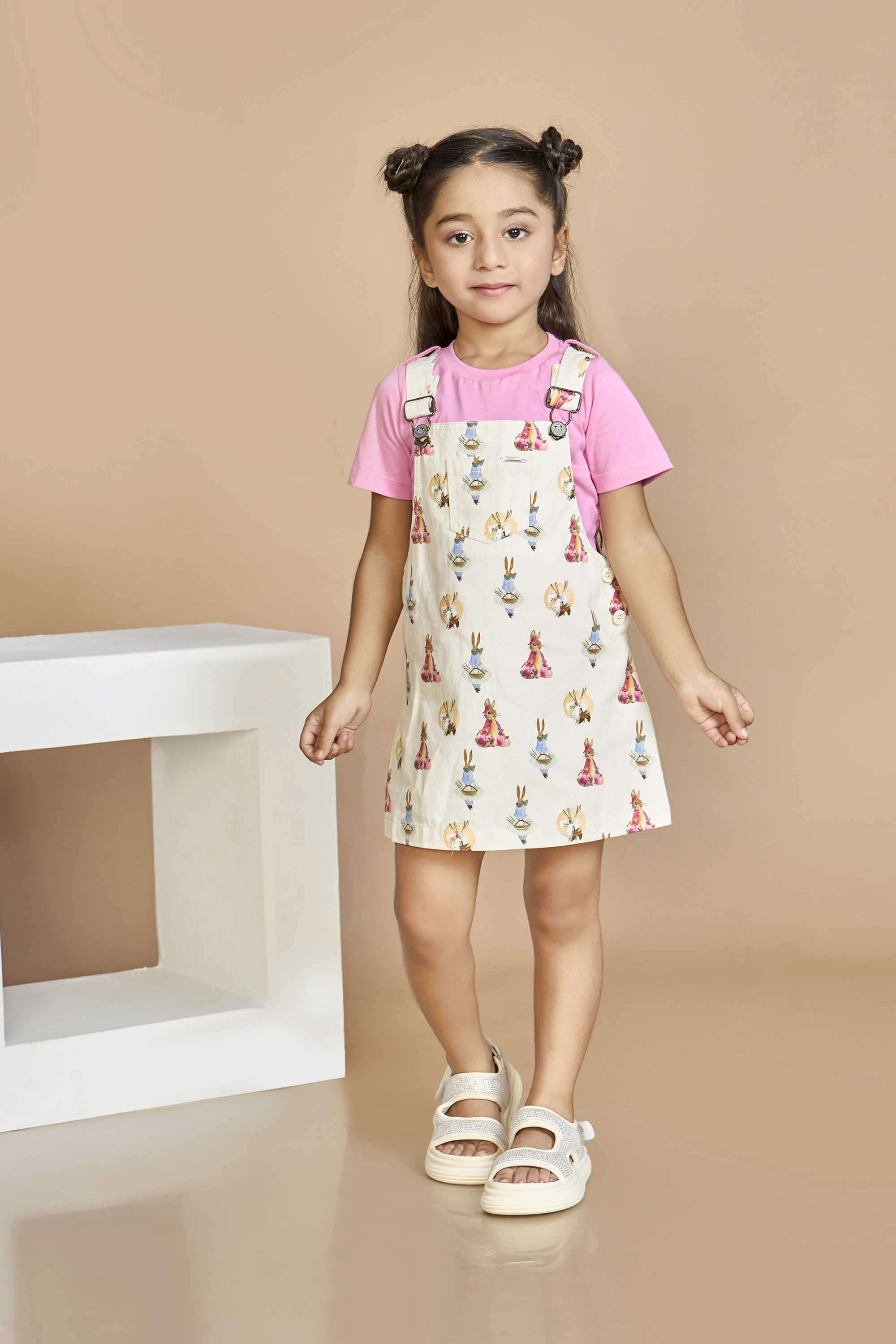 Printed-Blended-Fabric-Round-Neck-Girl-s-Casual-Wear-Dungaree-with-Top-Clothing-Set