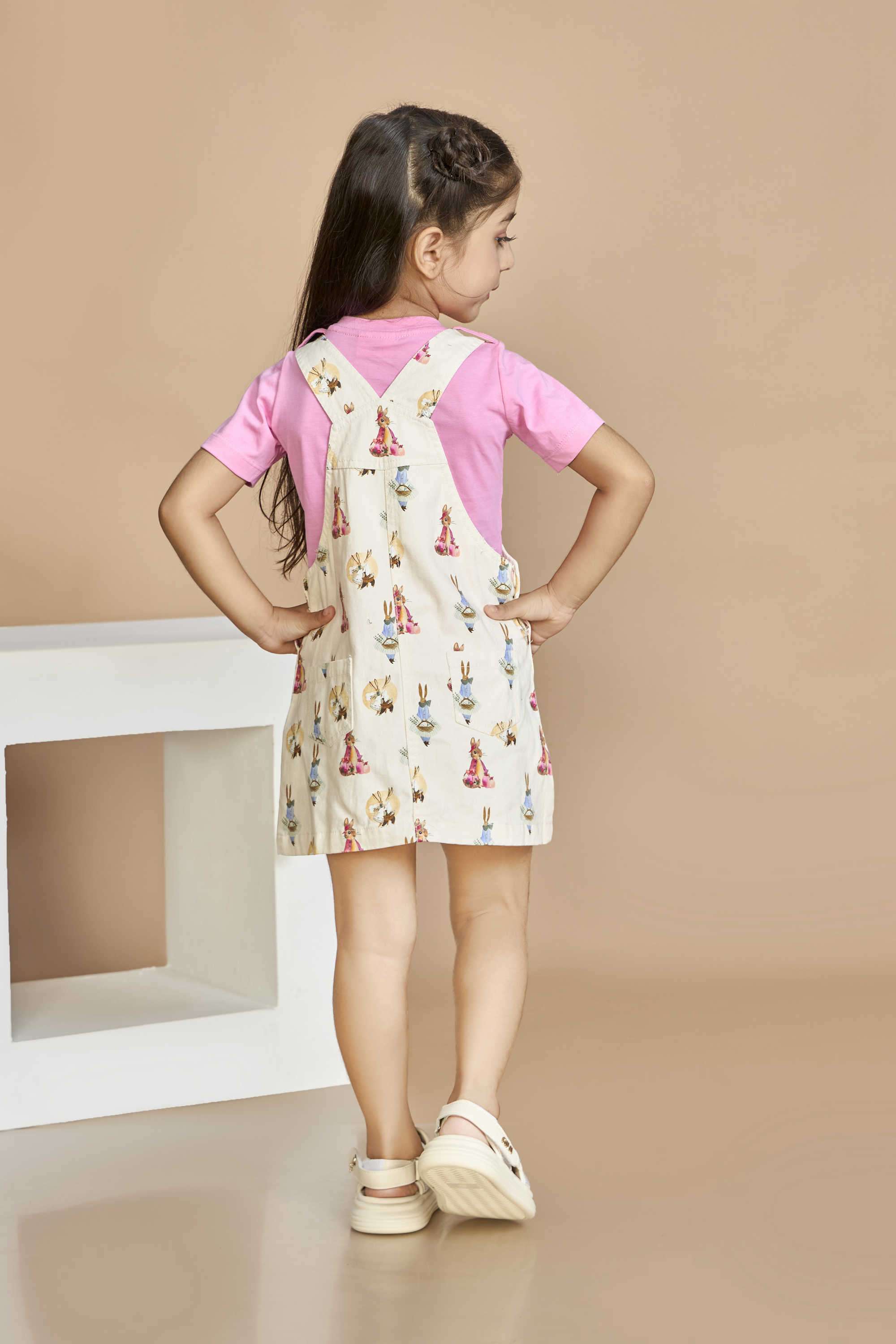 Printed-Blended-Fabric-Round-Neck-Girl-s-Casual-Wear-Dungaree-with-Top-Clothing-Set