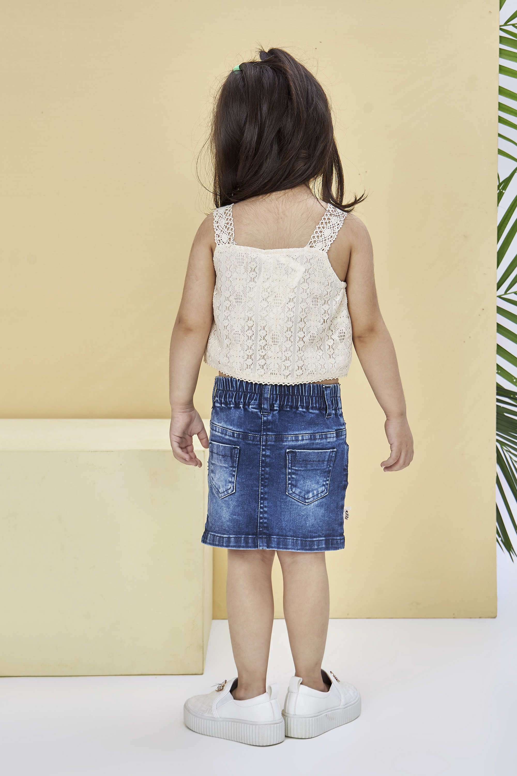 Embellished-Blended-Fabric-Square-Neck-Girls-Casual-Wear-Skirt-Set