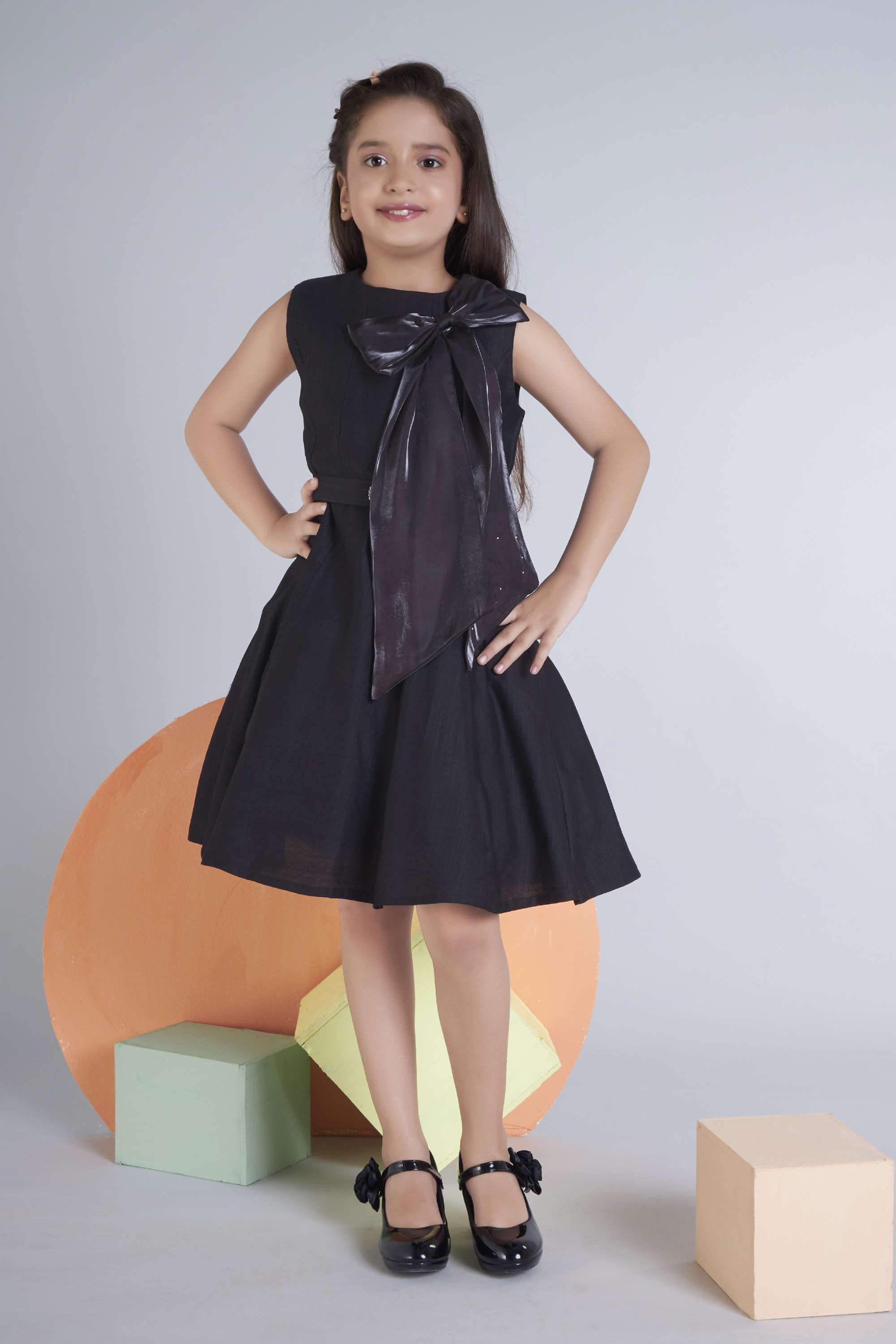 Girls-Knee-Length-Party-Wear-Dress-with-Belt