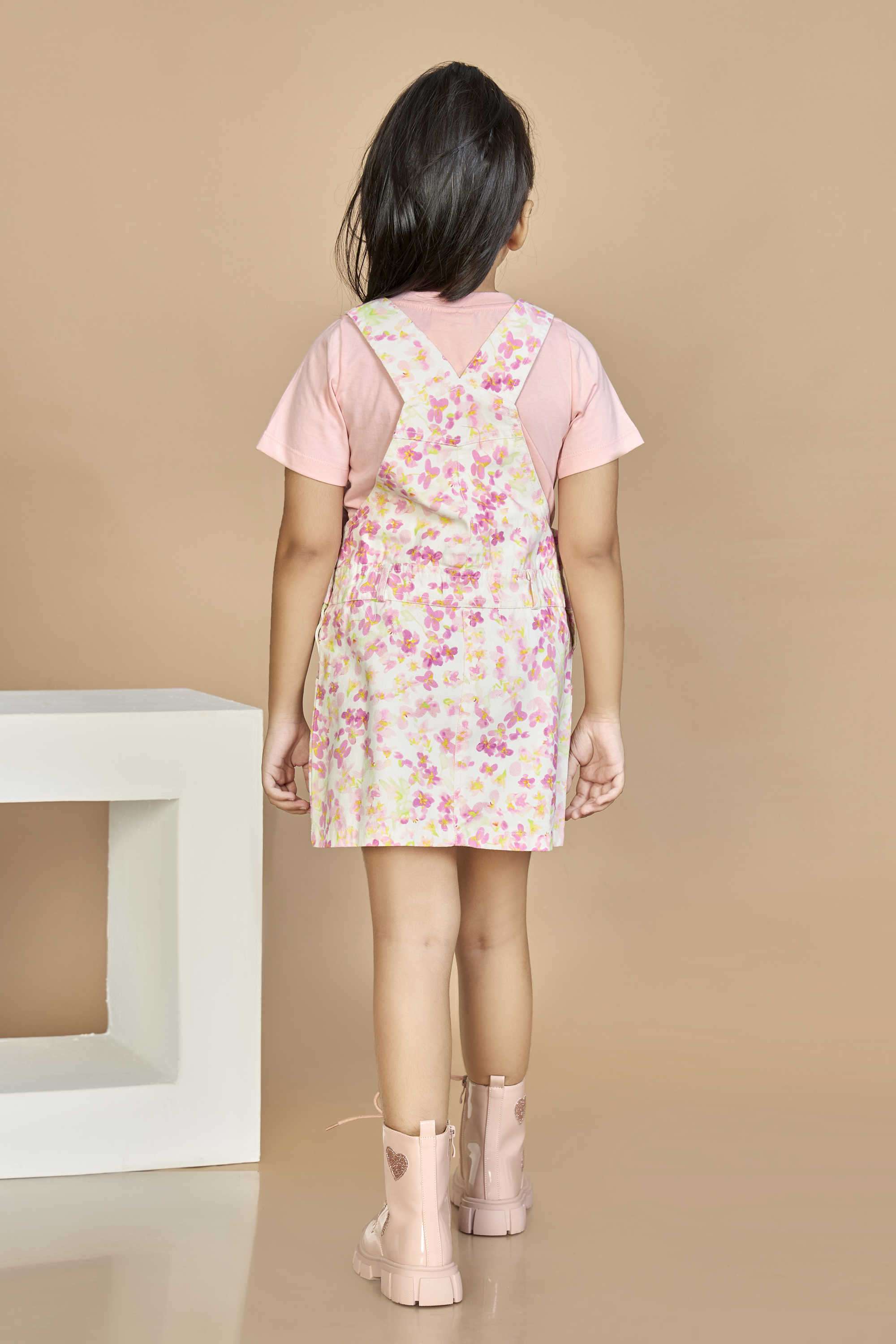 Printed-Blended-Fabric-Round-Neck-Girl-s-Casual-Wear-Dungaree-with-Top-Clothing-Set