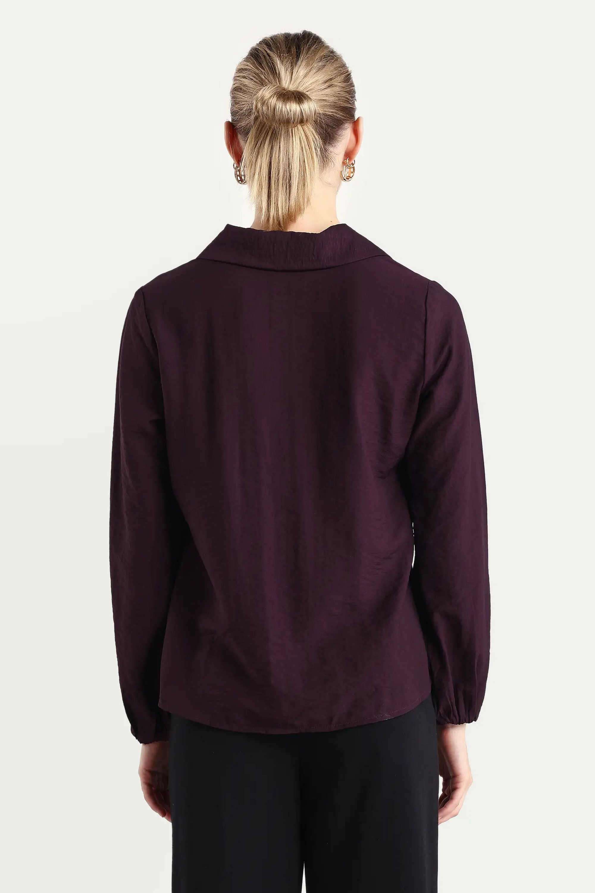 Solid-Blended-Fabric-Collared-Women-s-Top