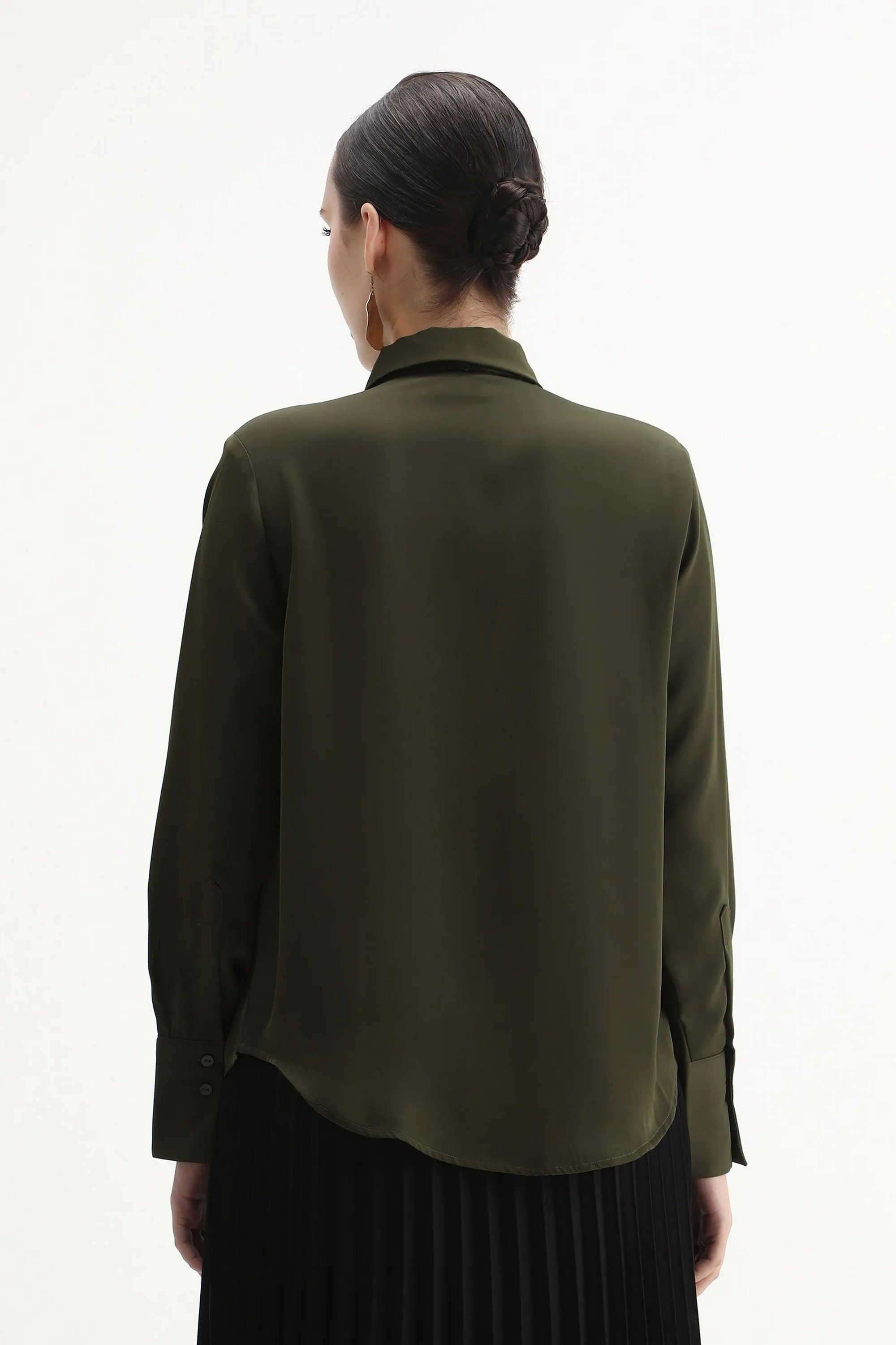 Solid-Polyester-Collared-Women-s-Shirt