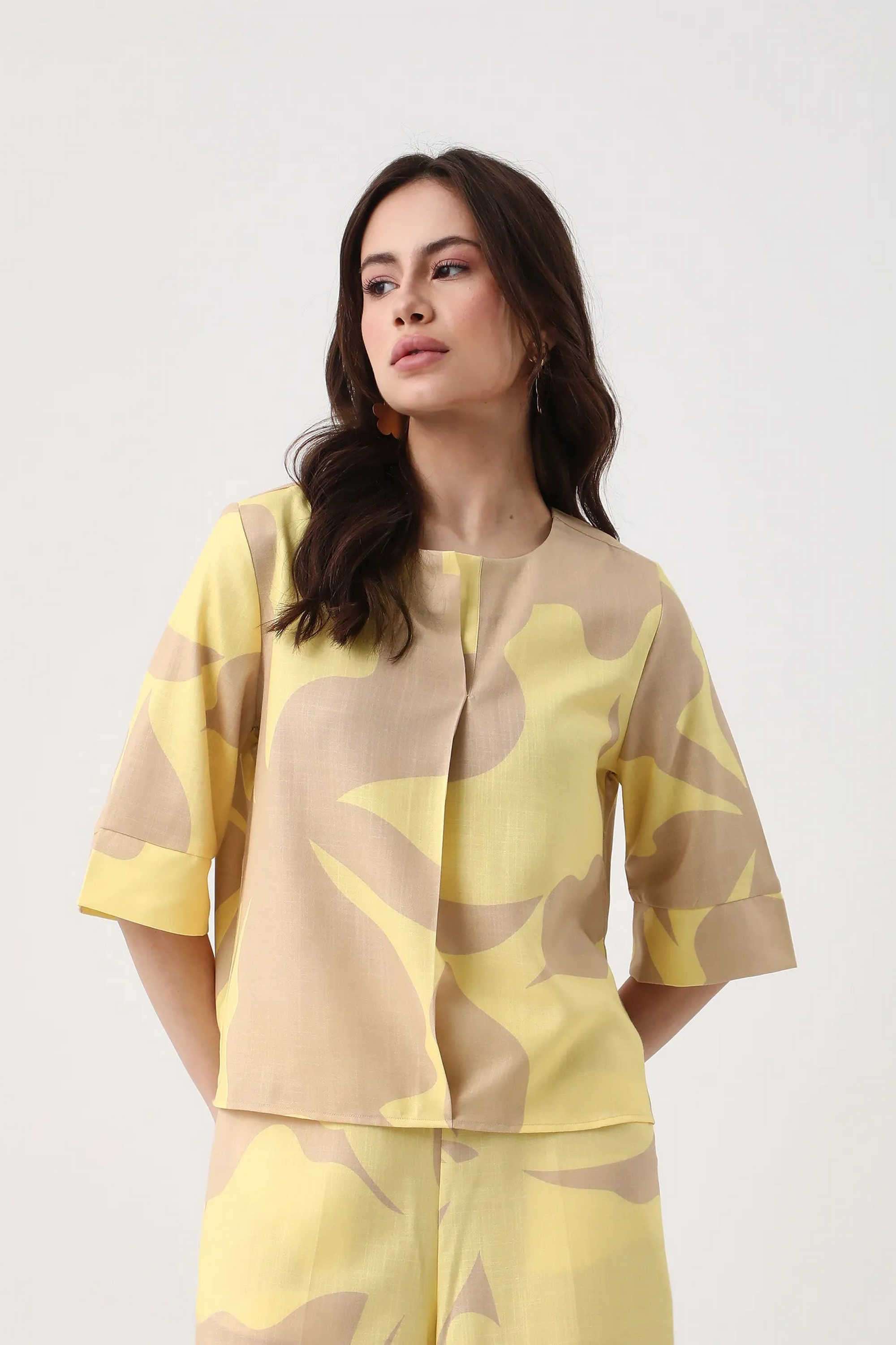 Printed-Polyester-Round-Neck-Women-s-Top