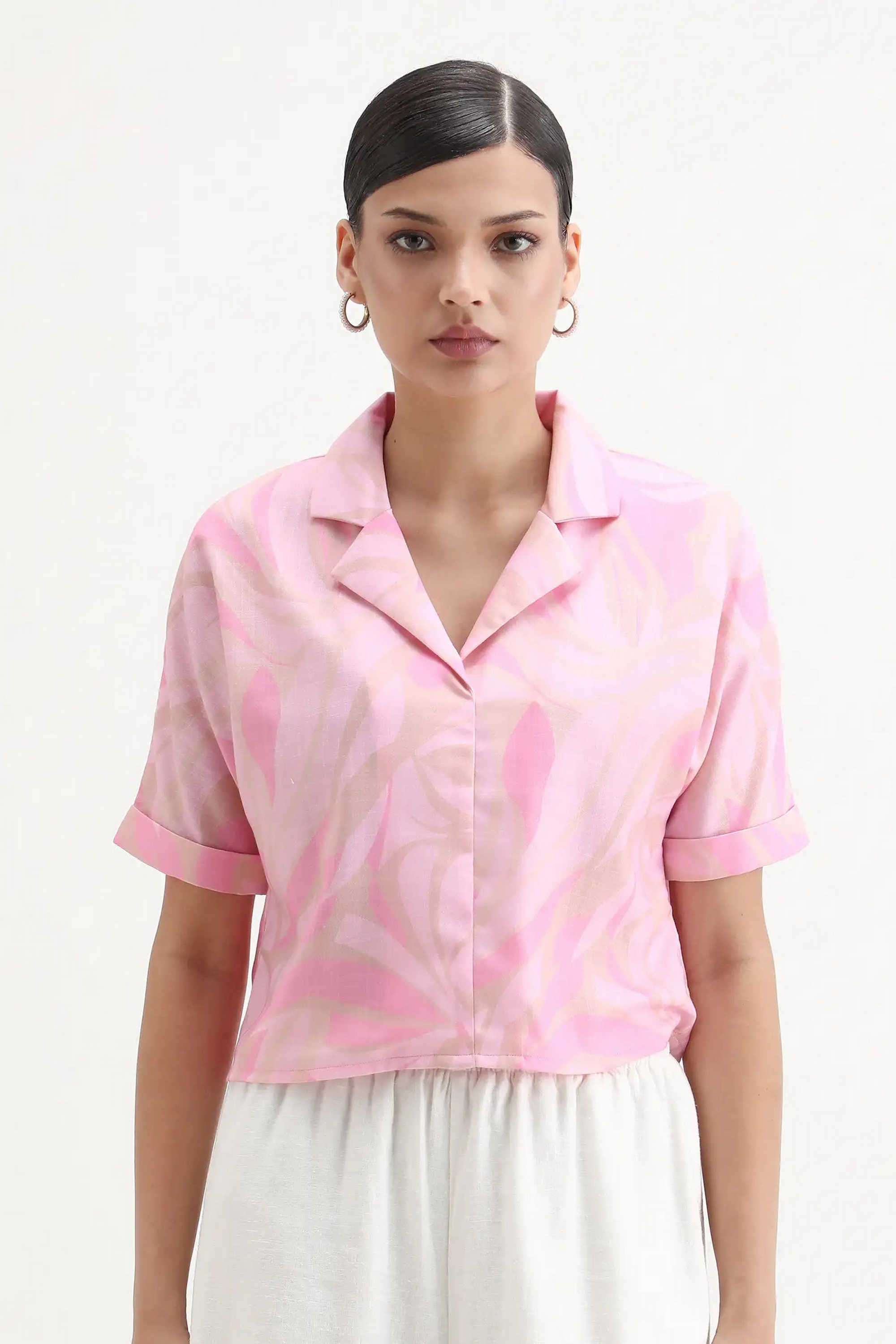 Abstract-Polyester-Collared-Women-s-Top