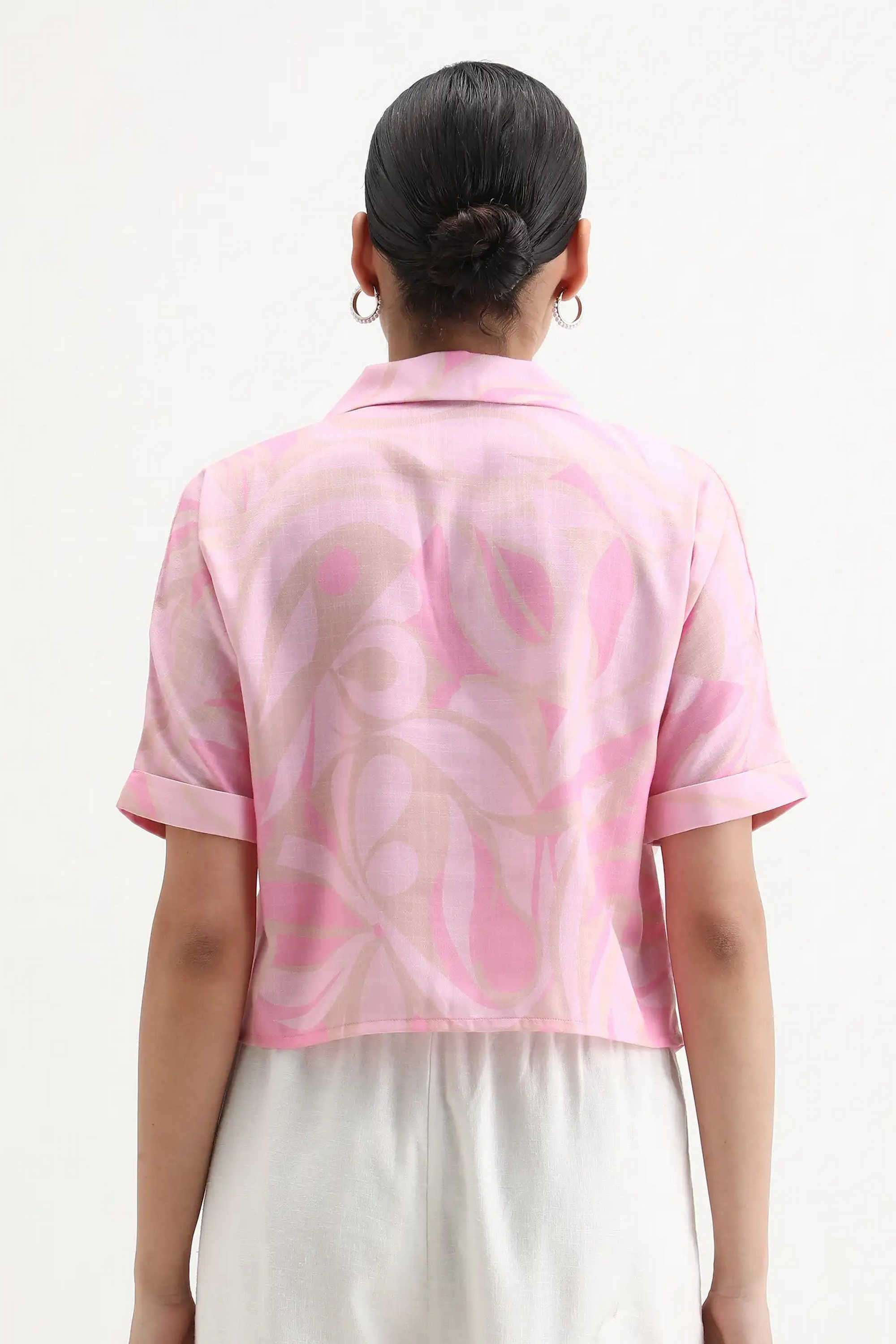 Abstract-Polyester-Collared-Women-s-Top