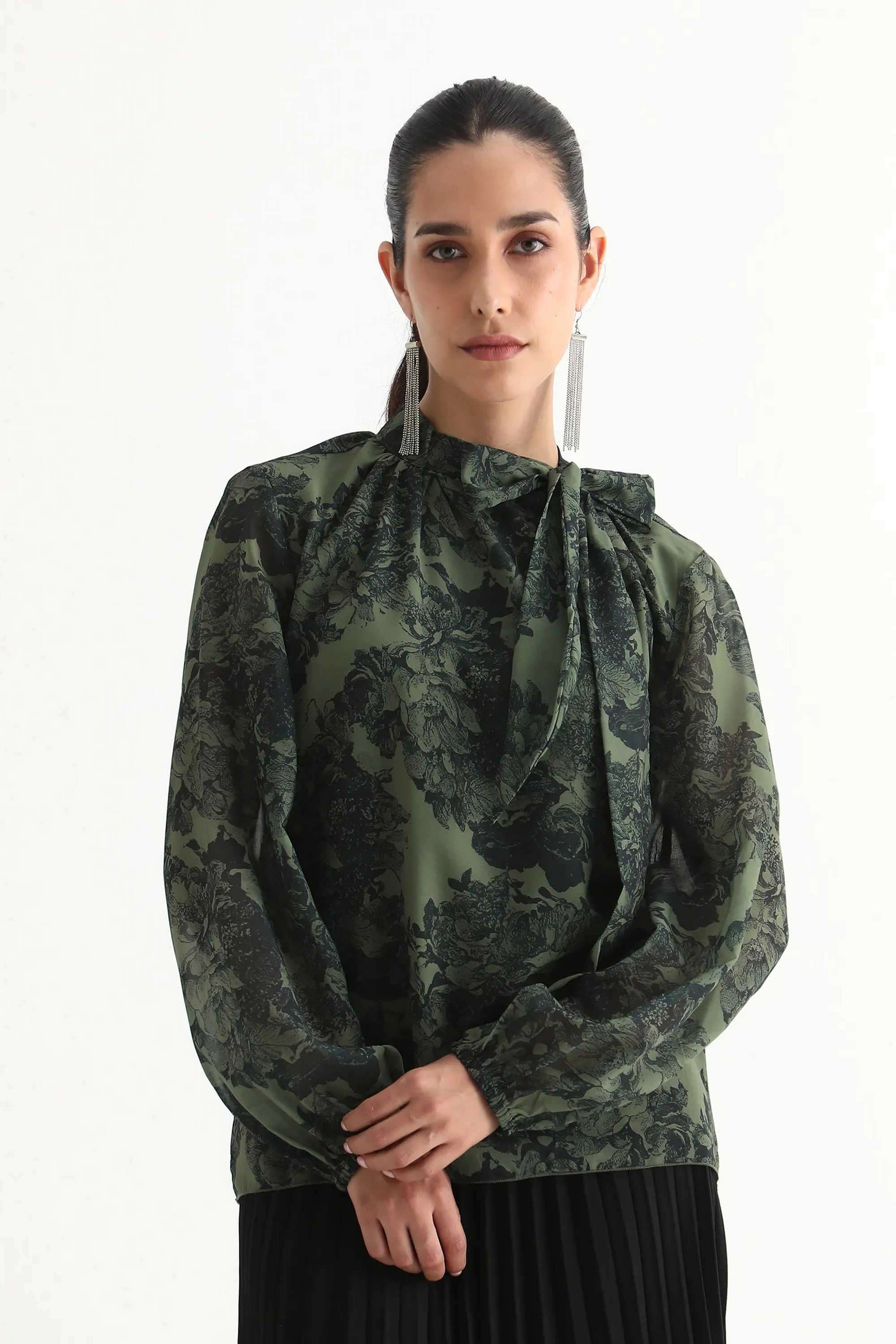 Printed-Polyester-Tie-Up-Neck-Women-s-Top