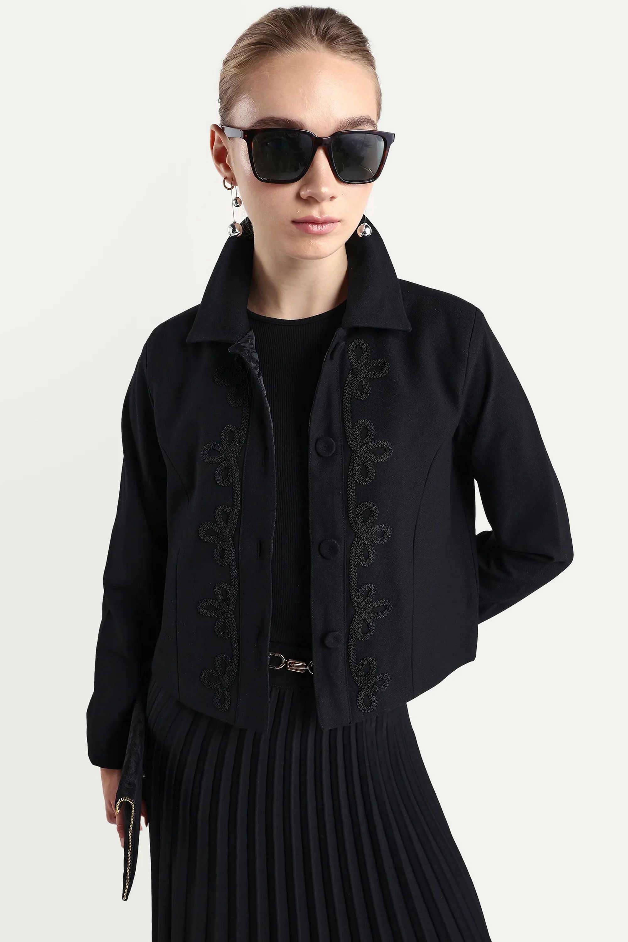 Solid-Blended-Fabric-Collared-Women-s-Jacket