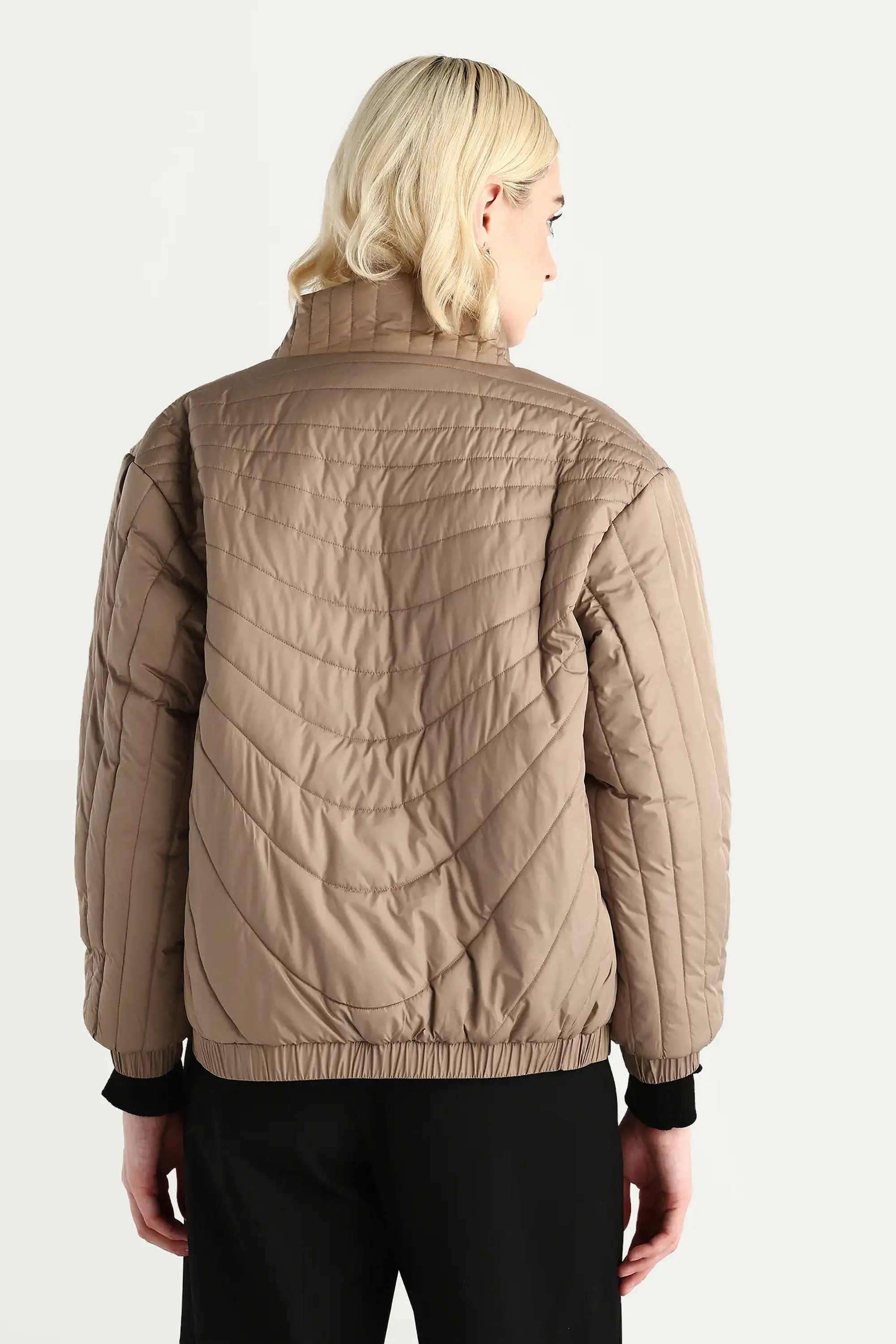 Solid-Polyester-Round-Neck-Women-s-Jacket