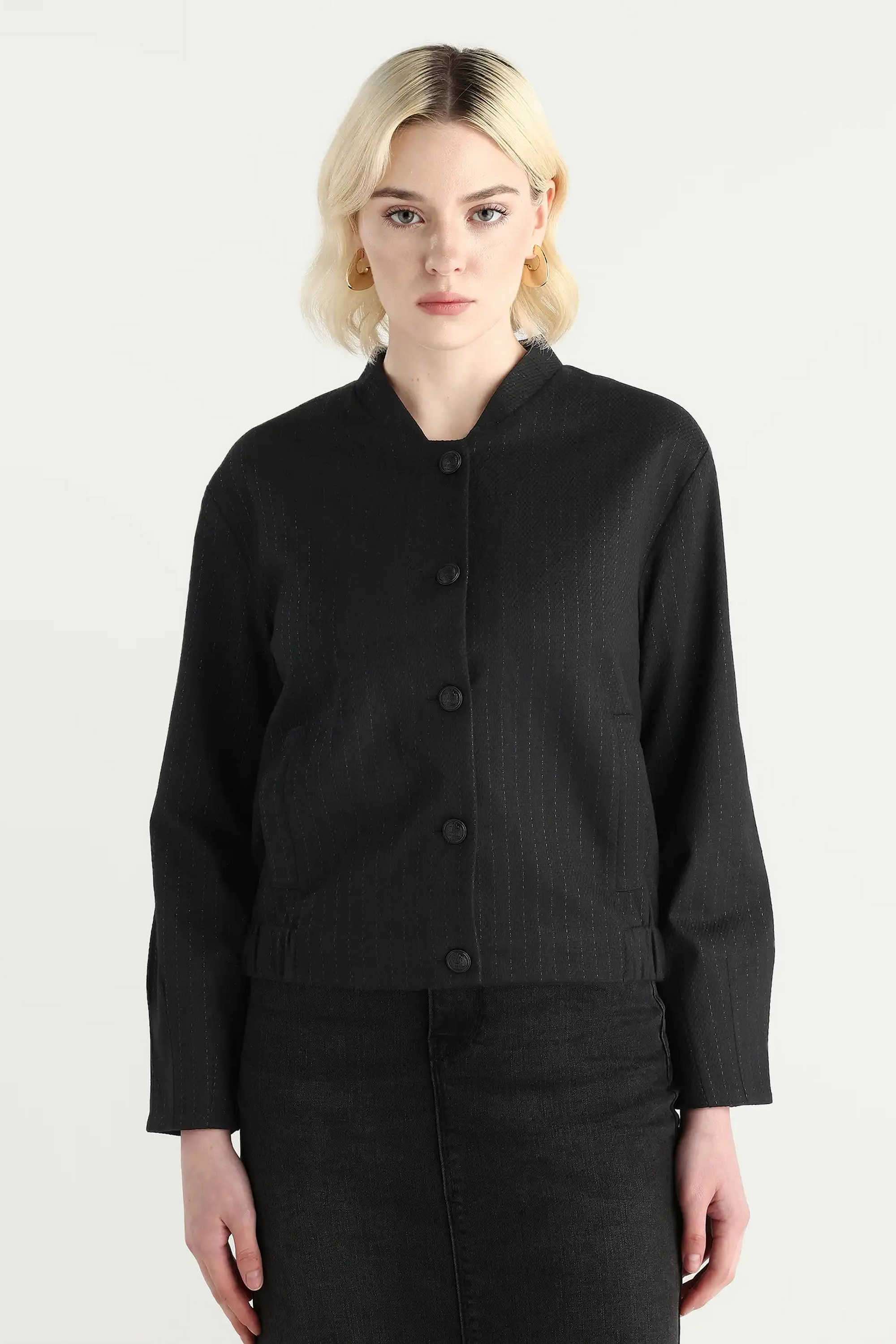 Solid-Polyester-Collared-Women-s-Jacket