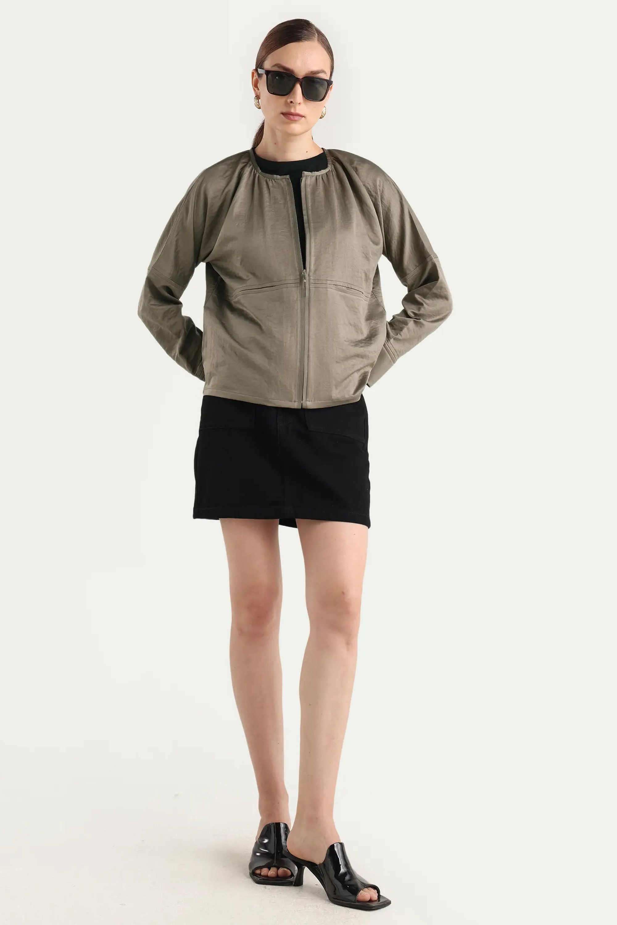Solid-Polyester-Round-Neck-Women-s-Jacket