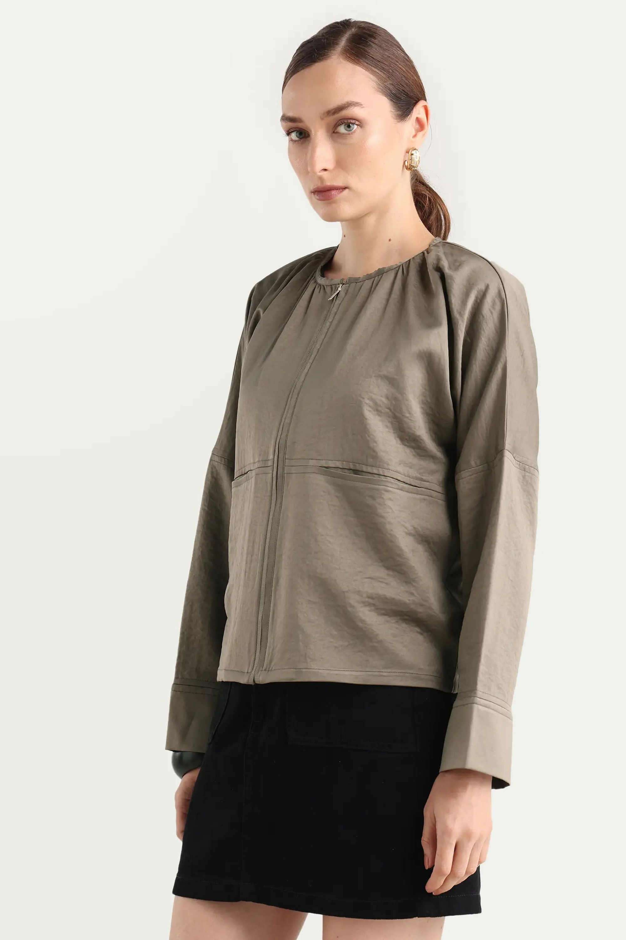 Solid-Polyester-Round-Neck-Women-s-Jacket