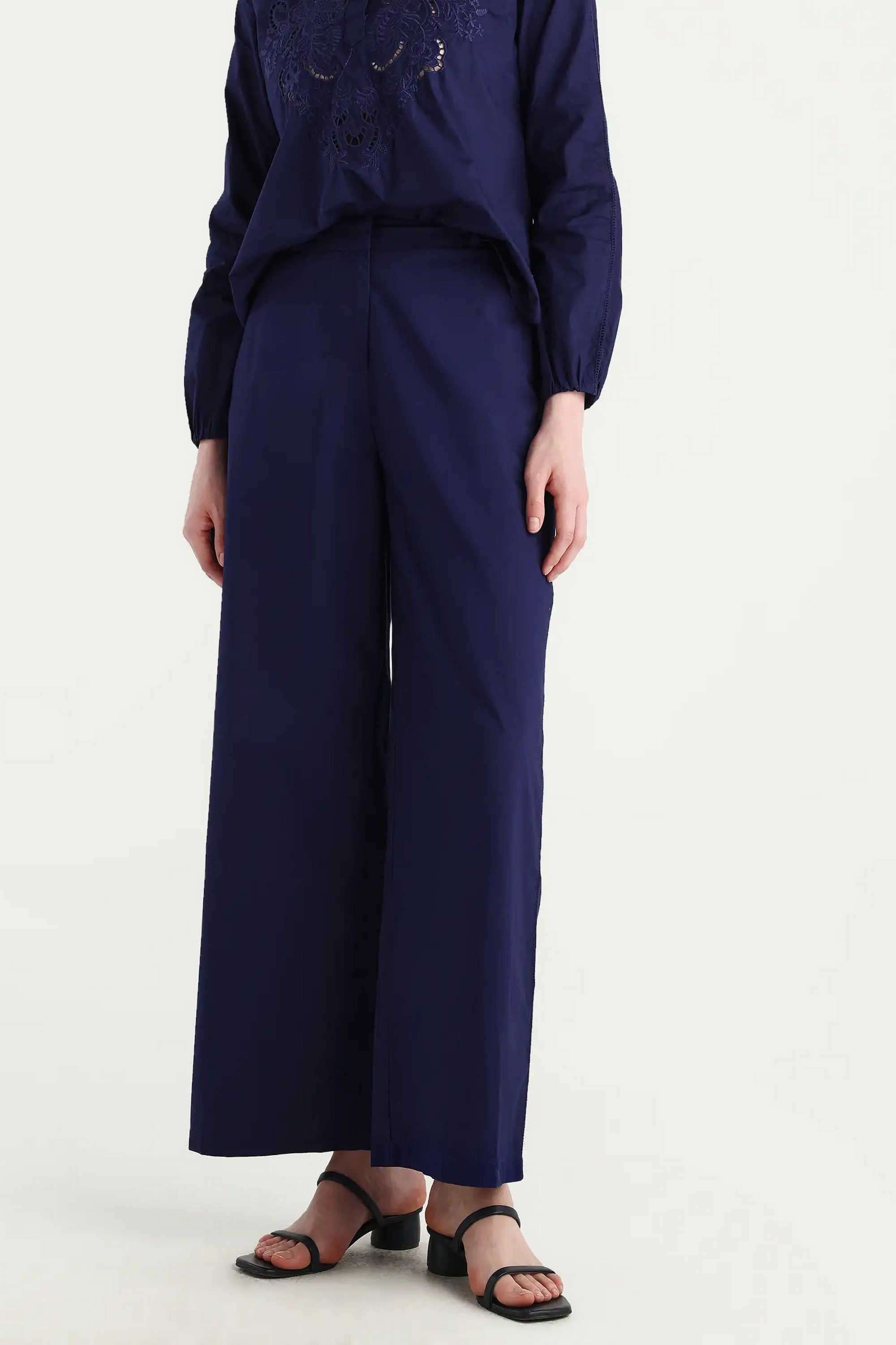 Solid-Straight-Fit-Cotton-Women-s-Casual-Wear-Trousers