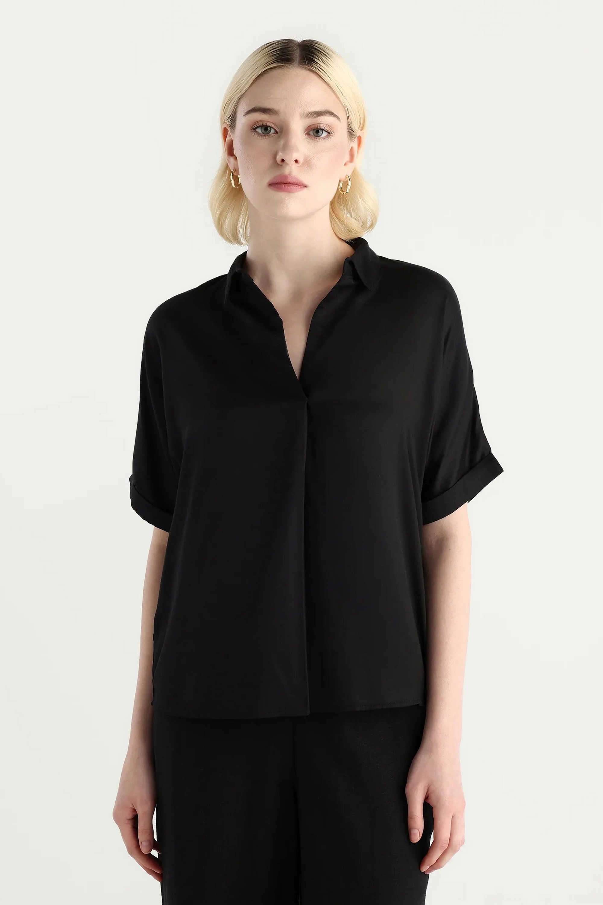 Solid-Viscose-Collared-Women-s-Top