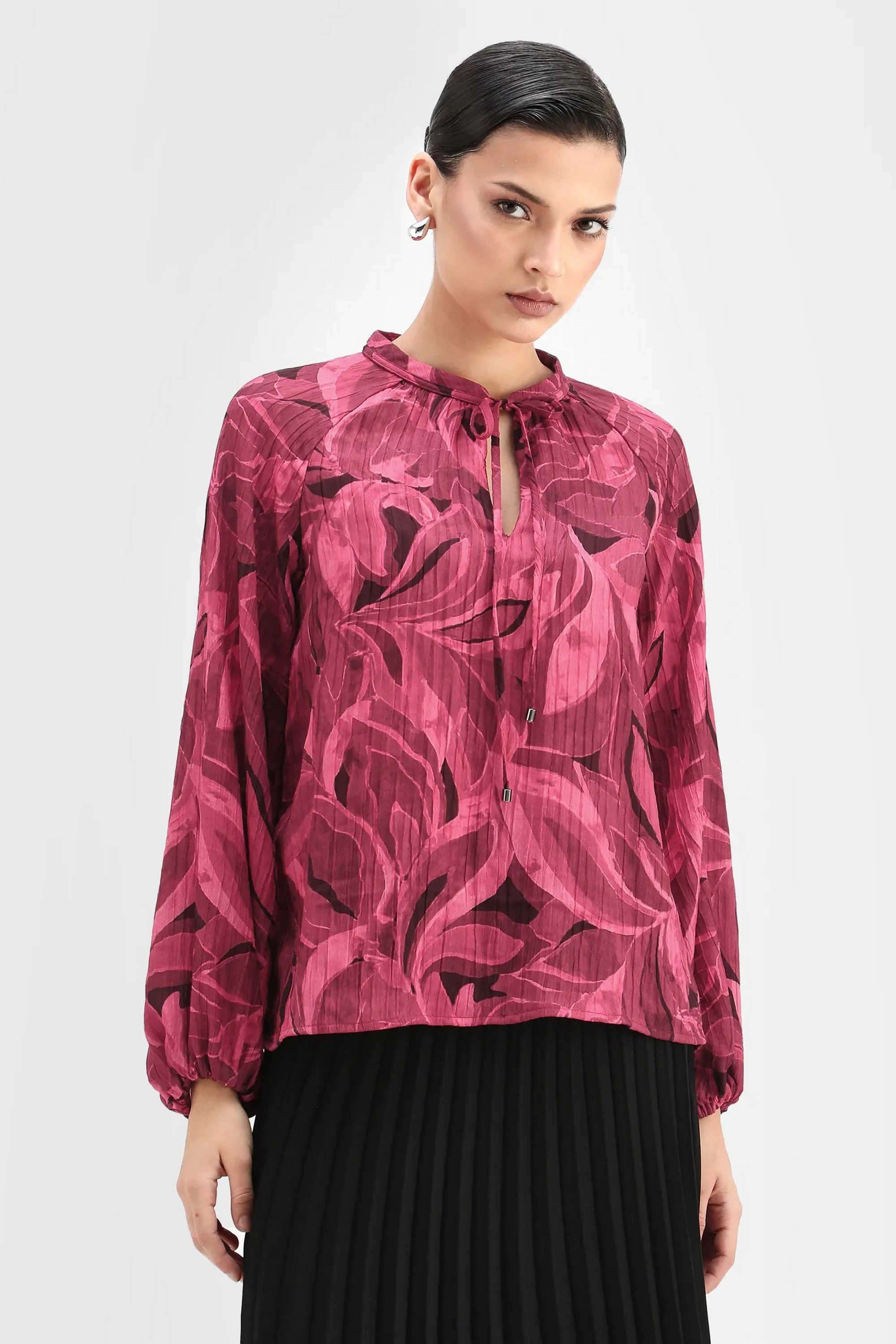 Printed-Polyester-Tie-Up-Neck-Women-s-Top