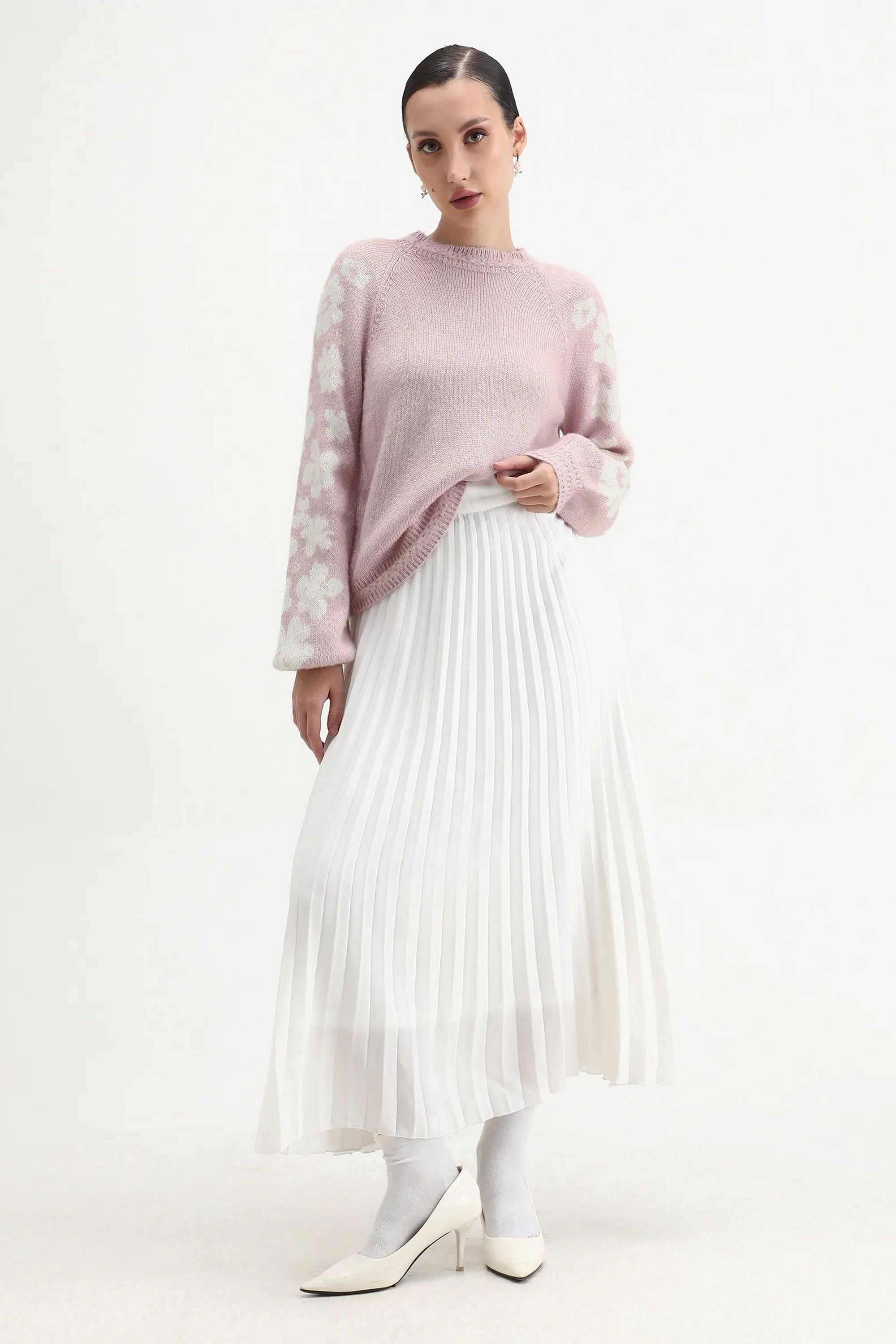 Floral-Blended-Fabric-Round-Neck-Women-s-Sweater