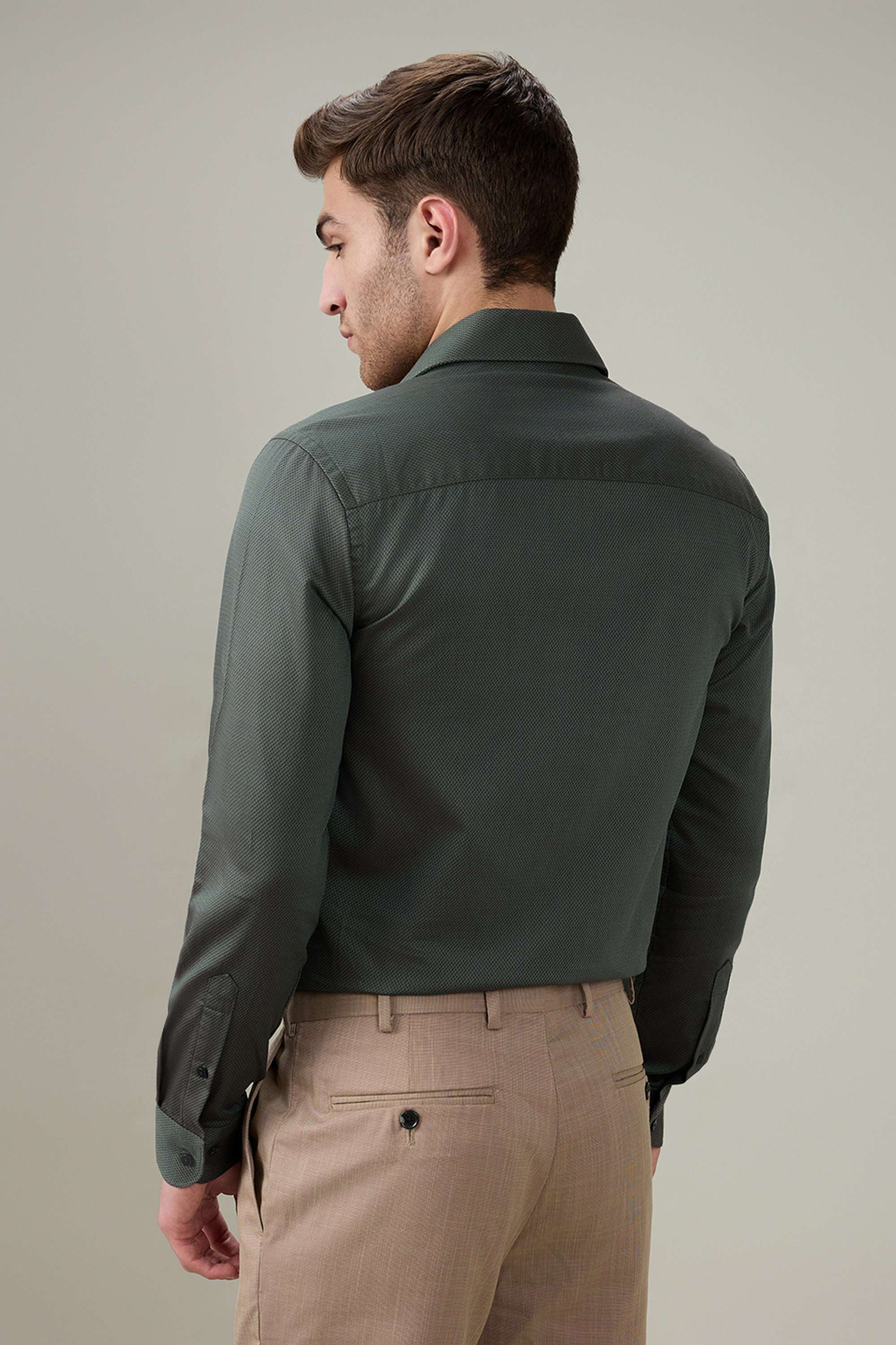 Solid-Cotton-Regular-Fit-Men-s-Formal-Shirt