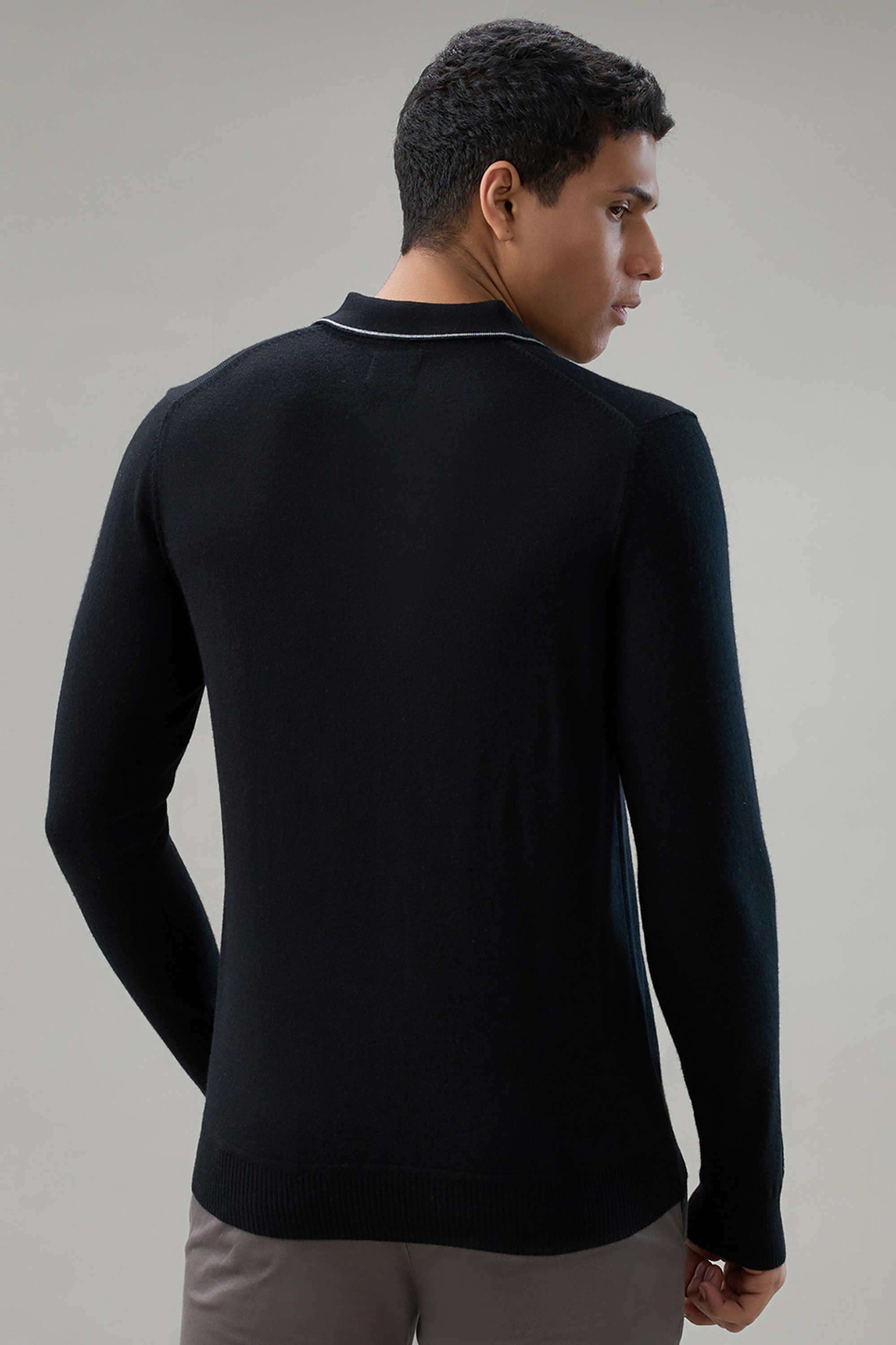 Solid-Wool-Round-Neck-Men-s-Sweater