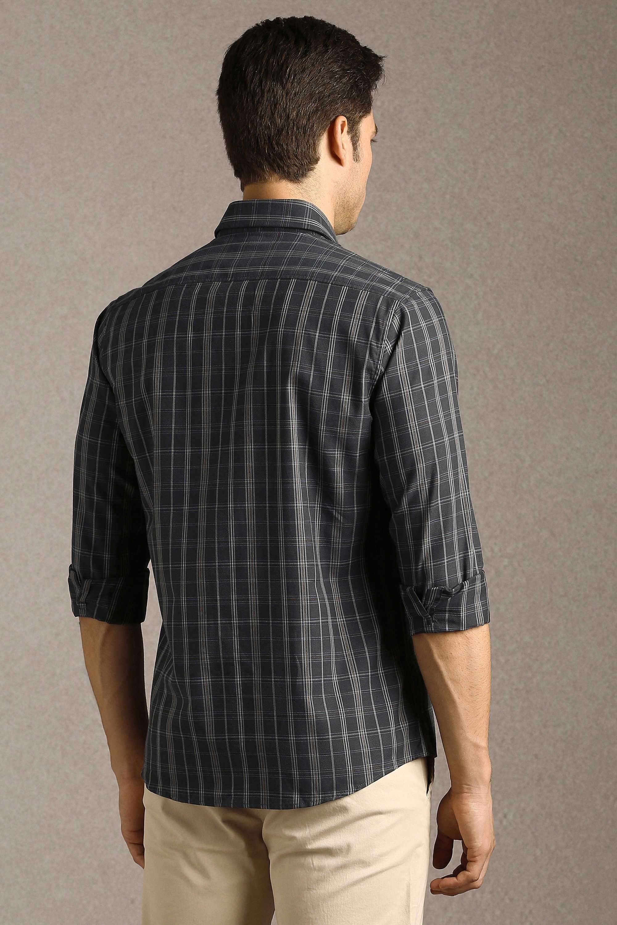 Checks-Cotton-Slim-Fit-Men-Casual-Wear-Shirt