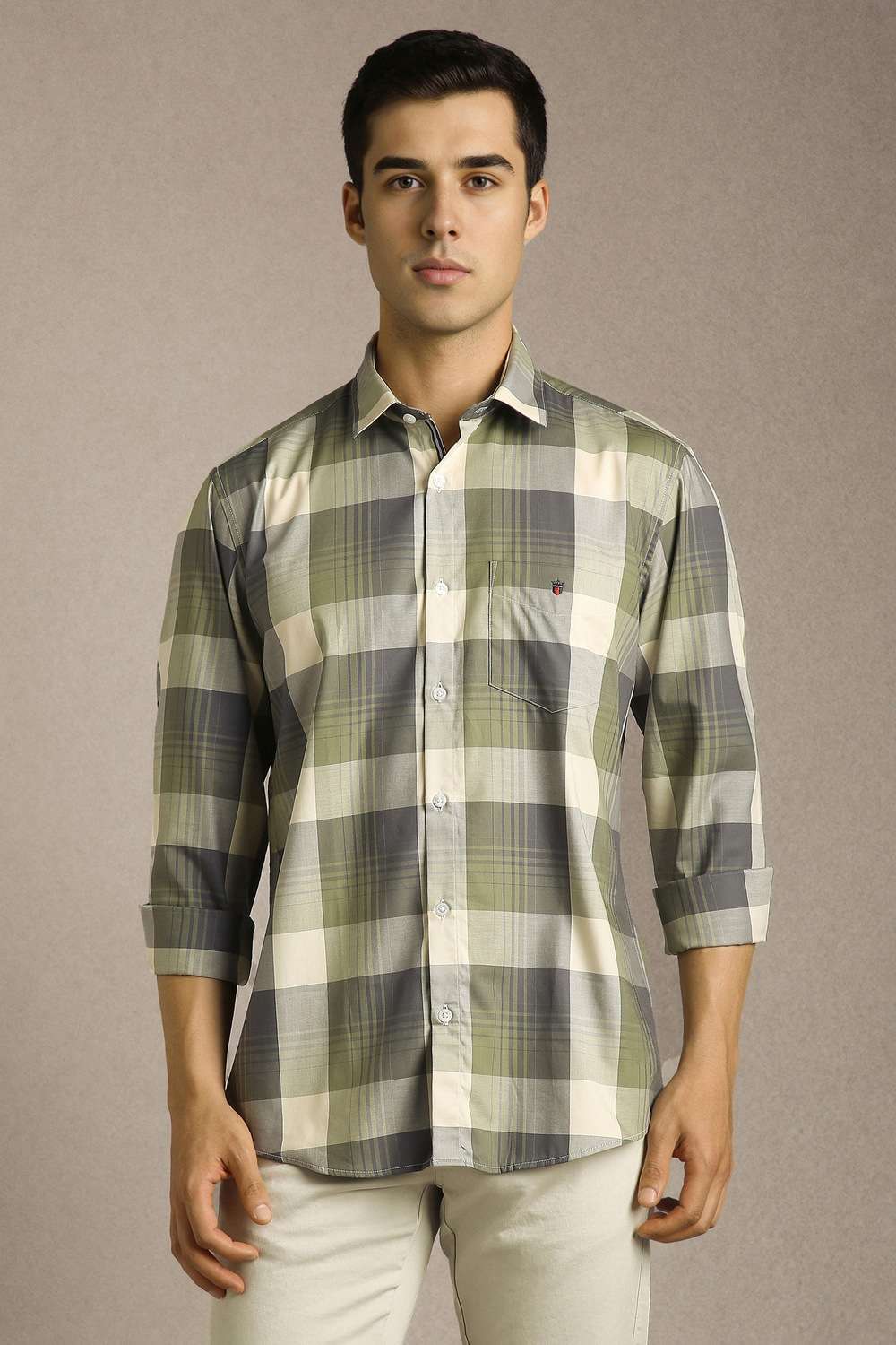 Checks-Cotton-Slim-Fit-Men-s-Casual-Shirt