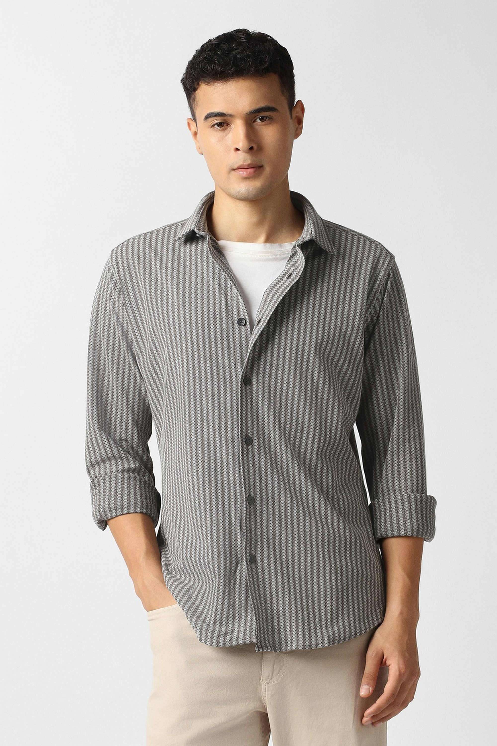 Textured-Blended-Fabric-Slim-Fit-Men-s-Casual-Shirt