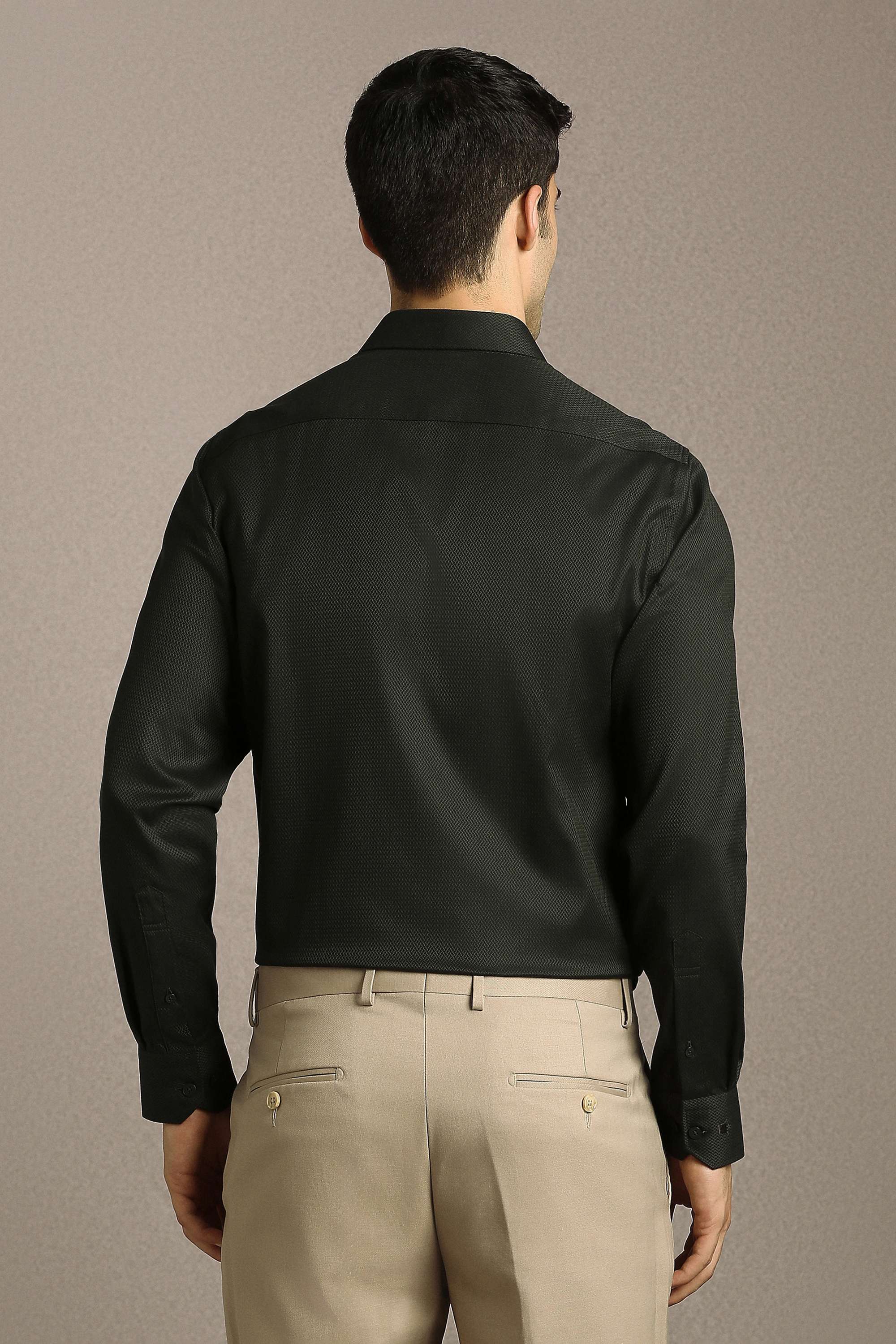 Textured-Regular-Fit-Men-s-Formal-Shirt