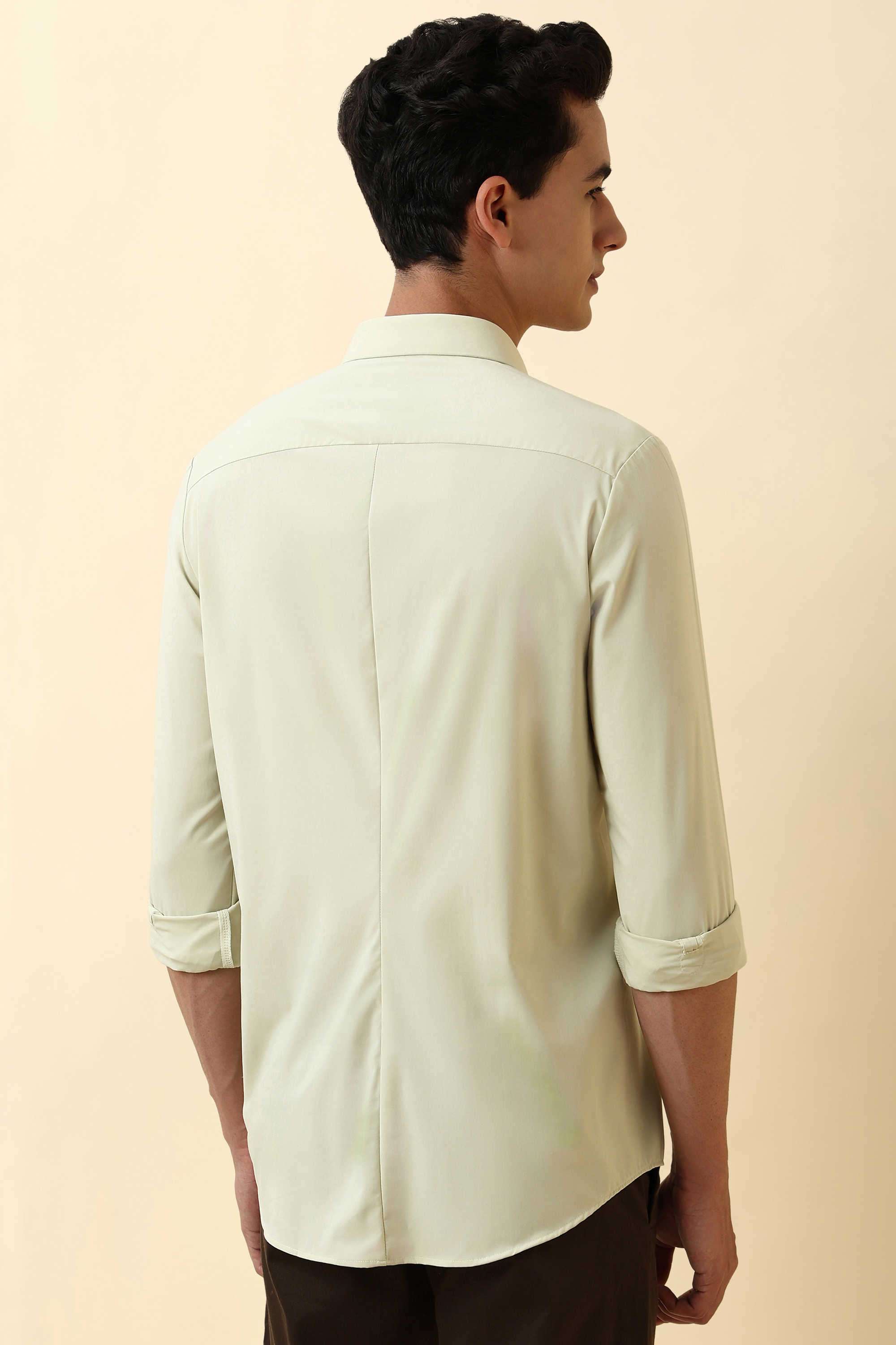 Solid-Blended-Fabric-Regular-Fit-Men-s-Formal-Shirt