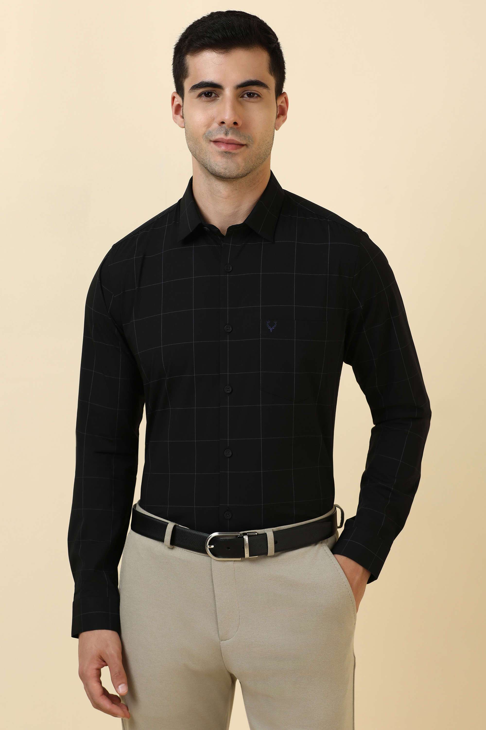 Checks-Cotton-Blend-Regular-Fit-Men-Formal-Wear-Shirt