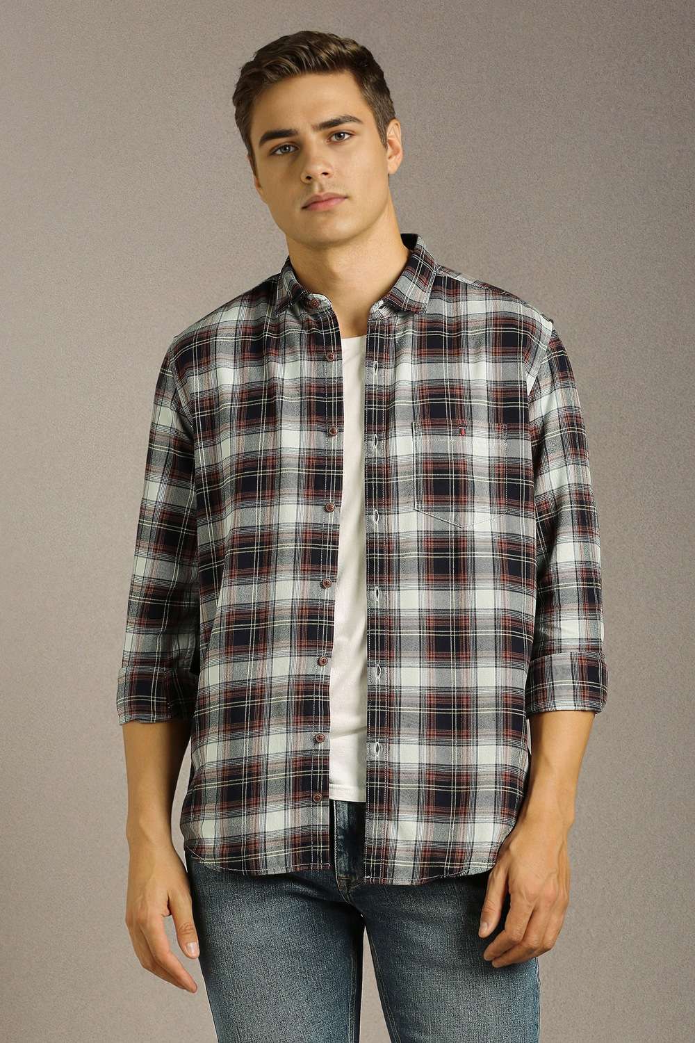 Checks-Cotton-Blend-Slim-Fit-Men-s-Casual-Shirt