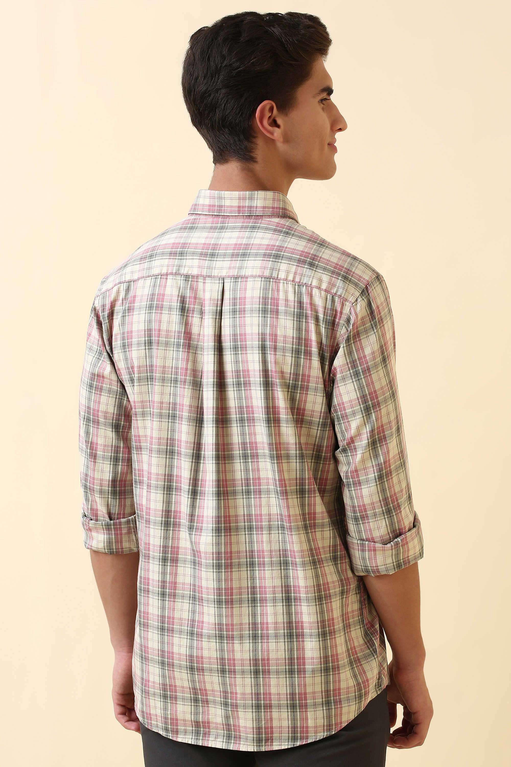 Checks-Cotton-Regular-Fit-Men-Casual-Wear-Shirt