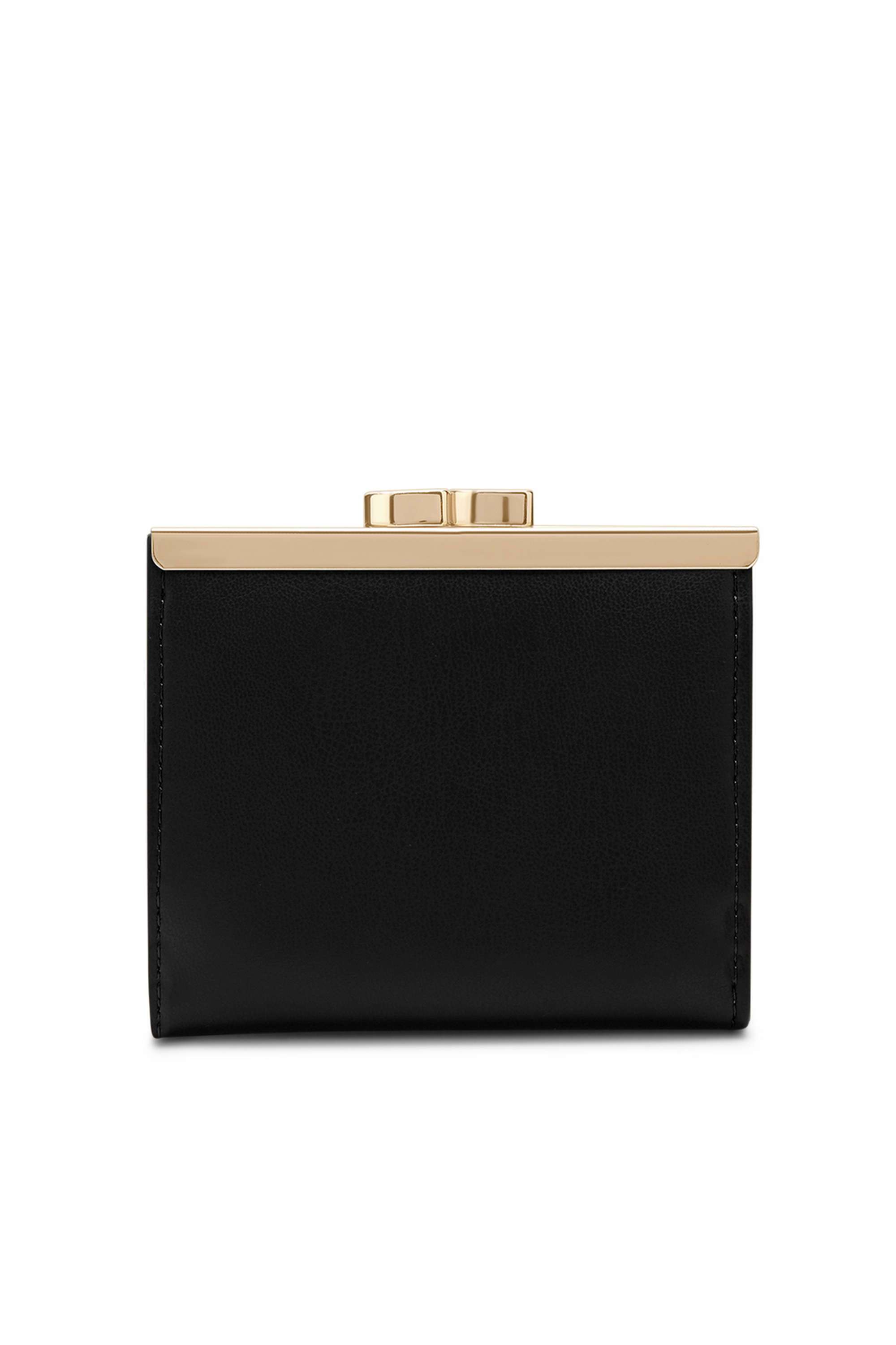 Snap-Button-Summer-Synthetic-Women-Party-Wear-Wallet