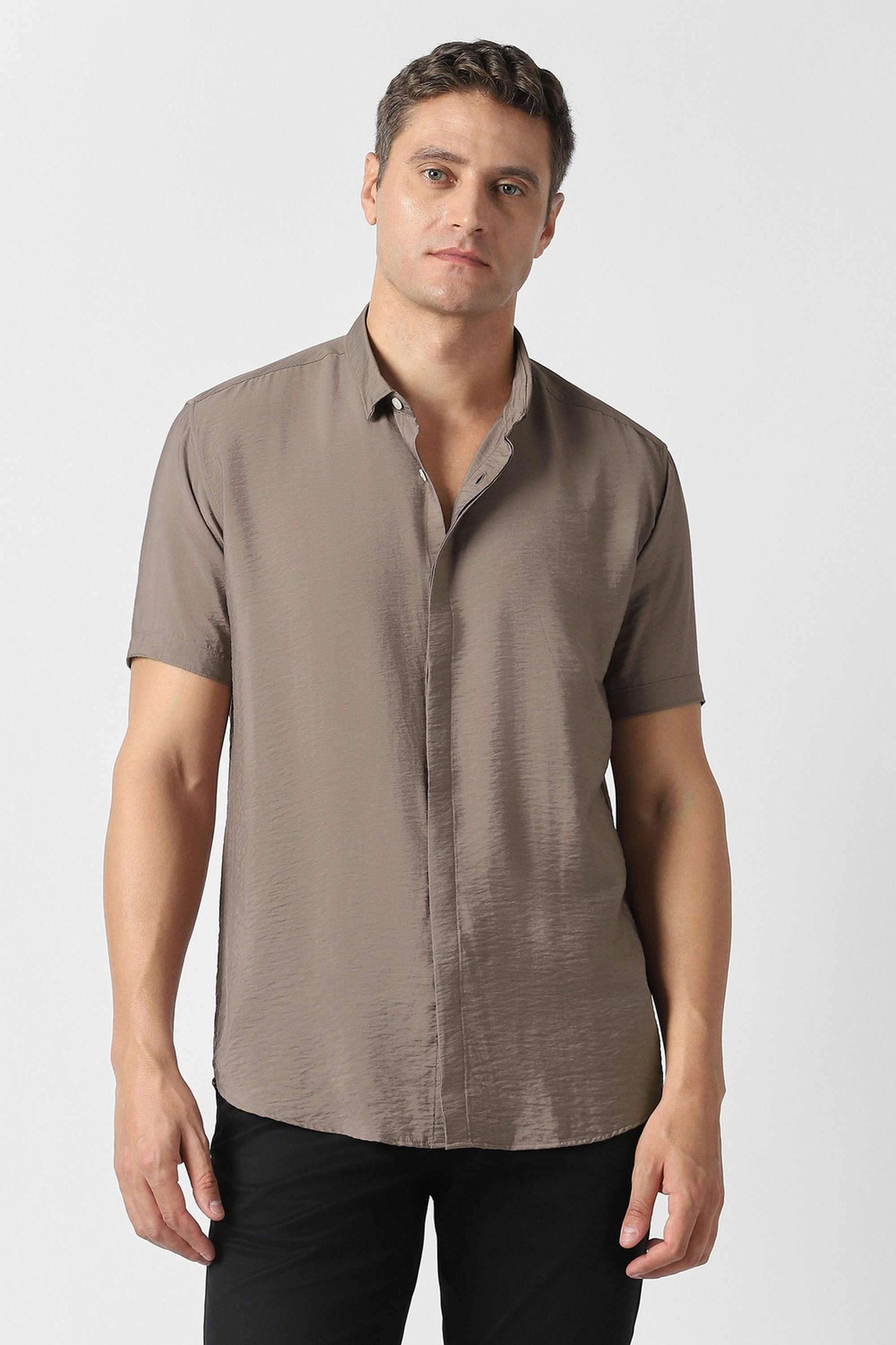 Solid-Blended-Fabric-Slim-Fit-Men-s-Casual-Shirt