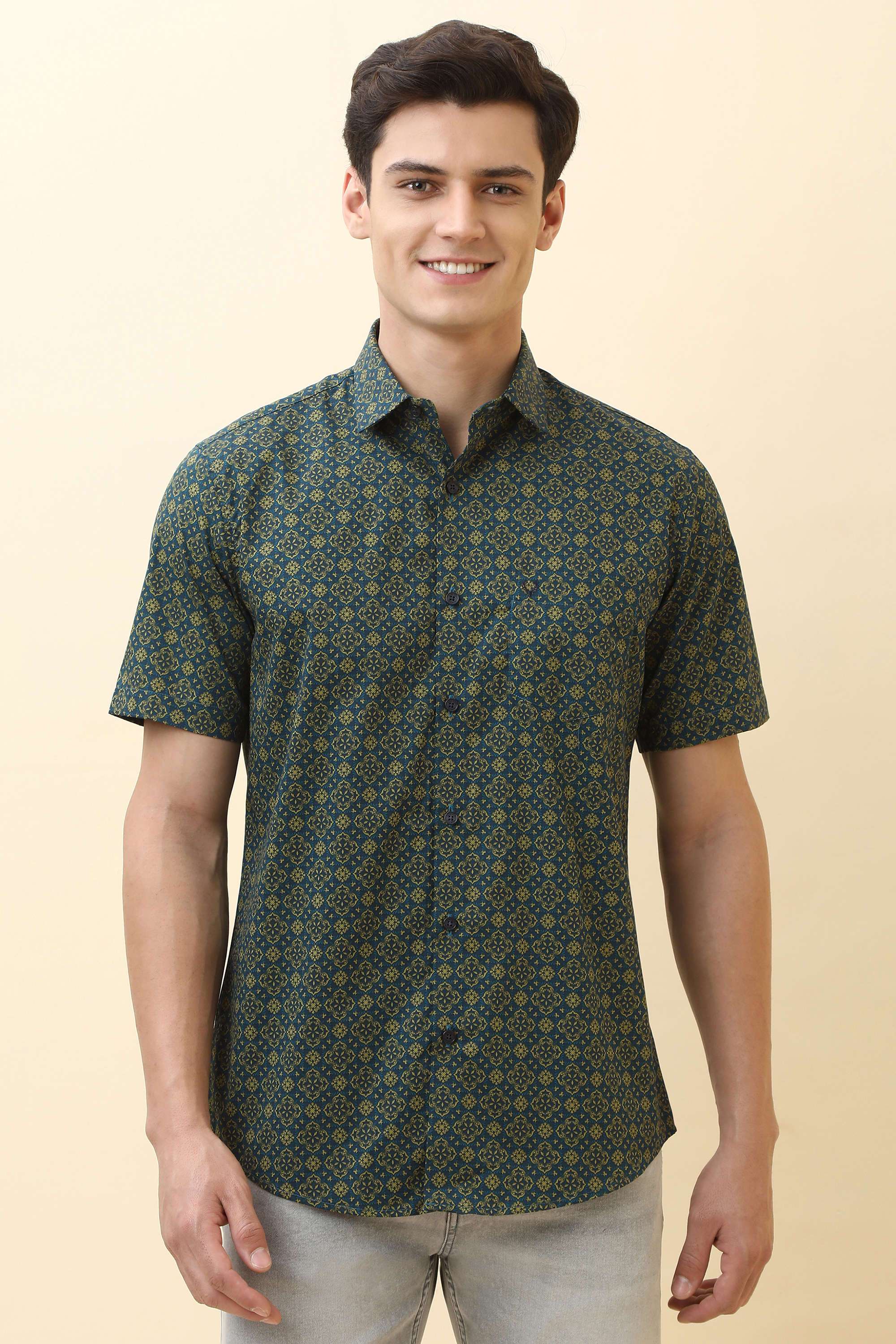 Printed-Cotton-Regular-Fit-Men-Formal-Wear-Shirt