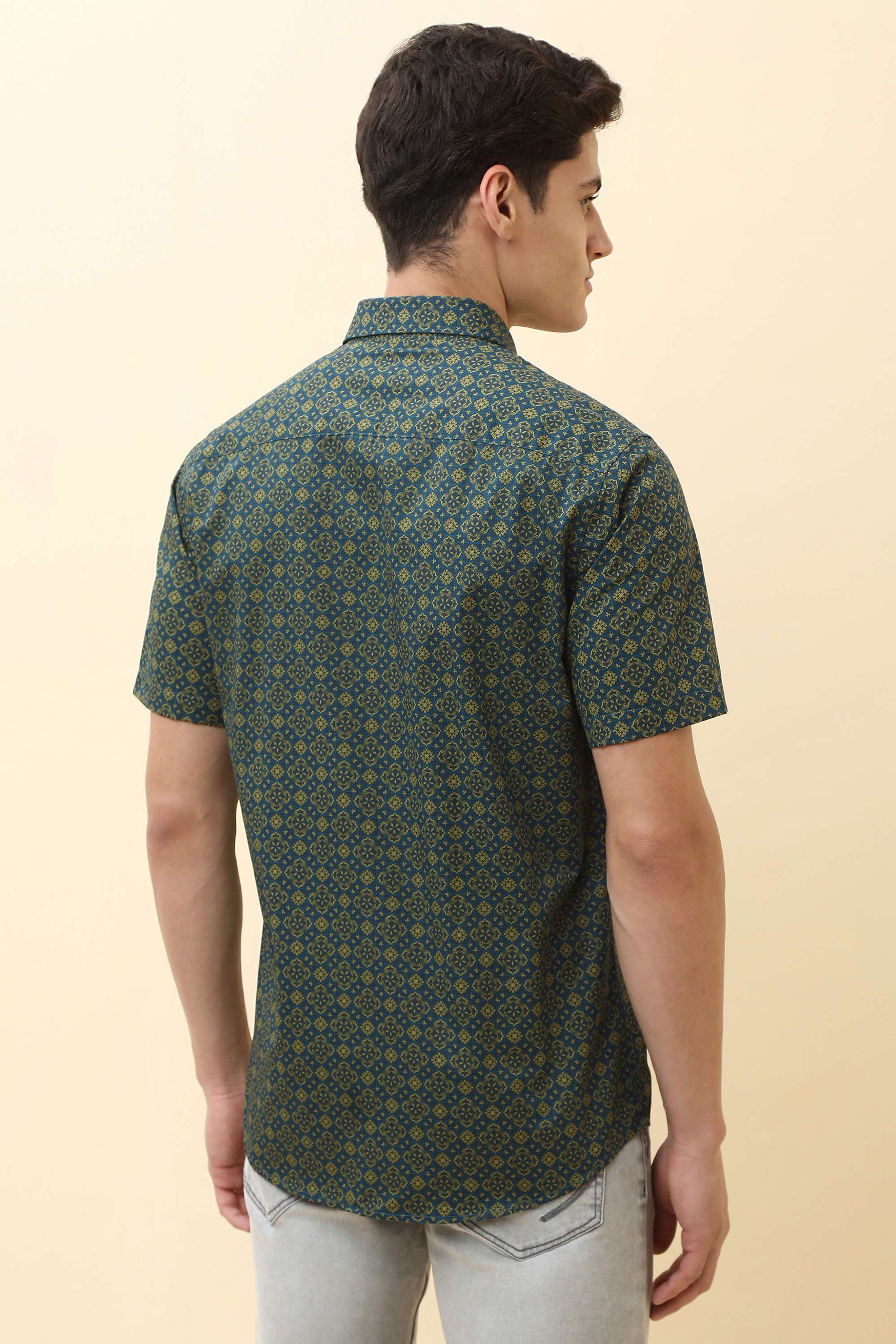 Printed-Cotton-Regular-Fit-Men-Formal-Wear-Shirt